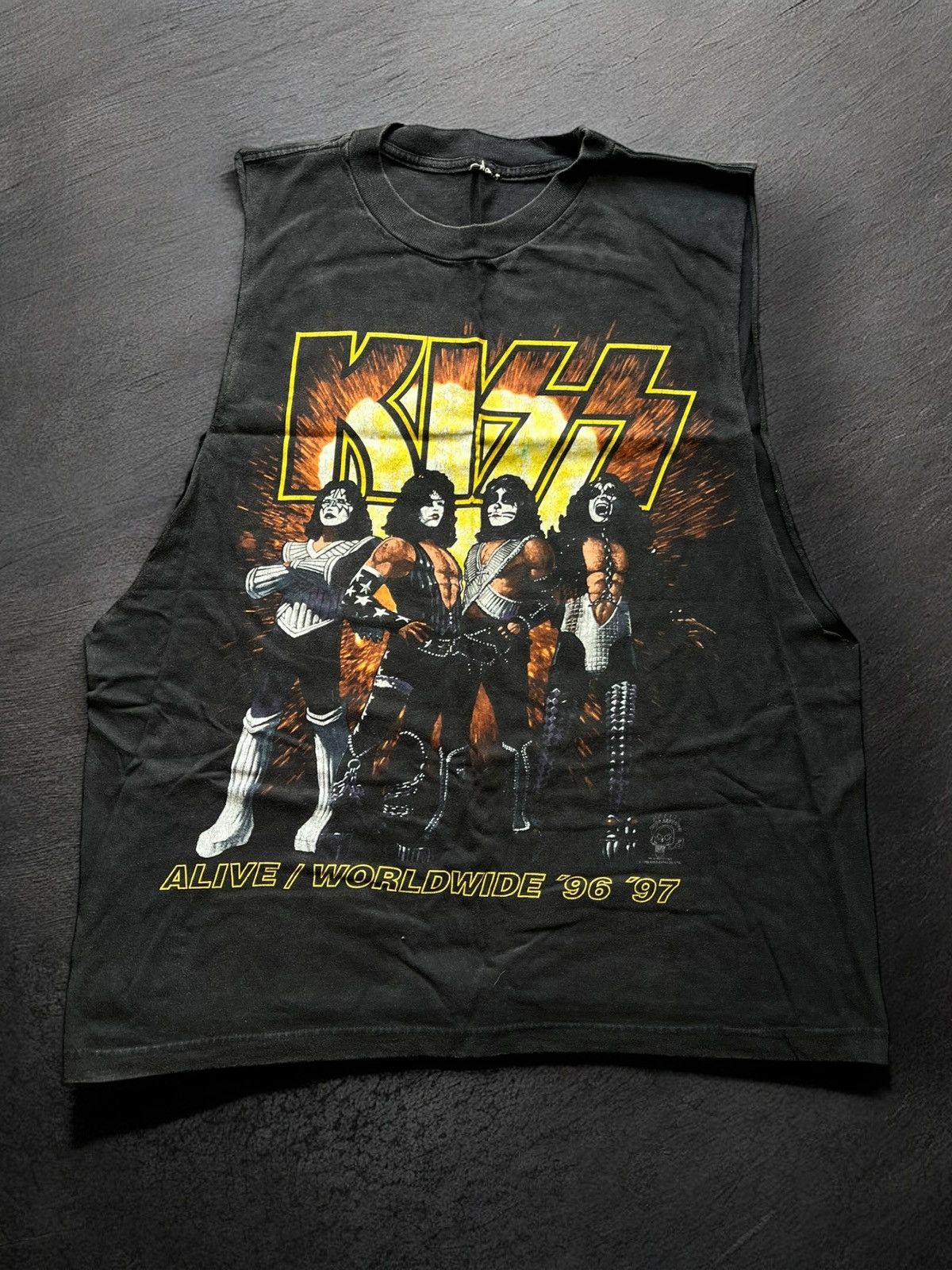 Band Tees Vintage Kiss 1997 Alive World tour Size US XL / EU 56 / 4 - 1 Thumbnail