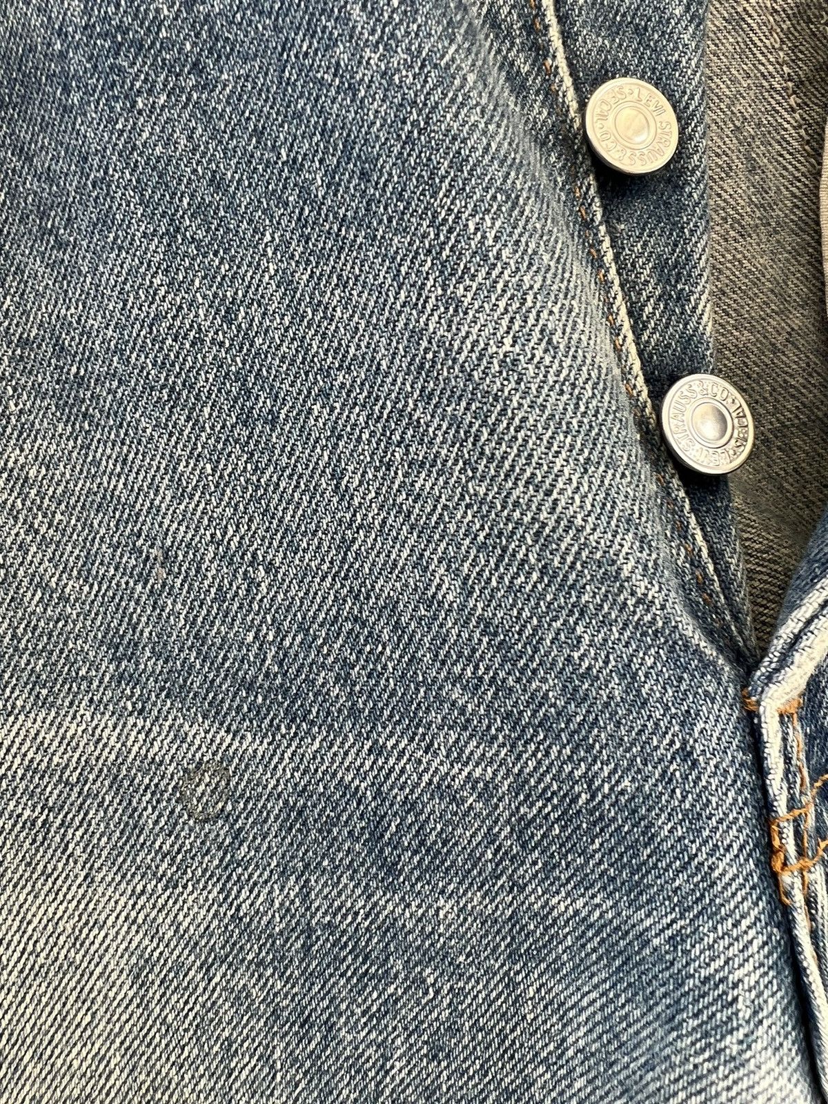Levi's Vintage 80s Levi’s 501 Distressed Faded Blue Denim Jeans Size US 30 / EU 46 - 8 Thumbnail