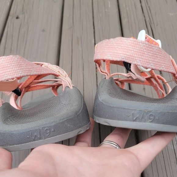 Chaco Chaco ZX/2 Unaweep Espiga Peach Classic Strappy Vibram Sole Size US 9 / IT 39 - 6 Thumbnail