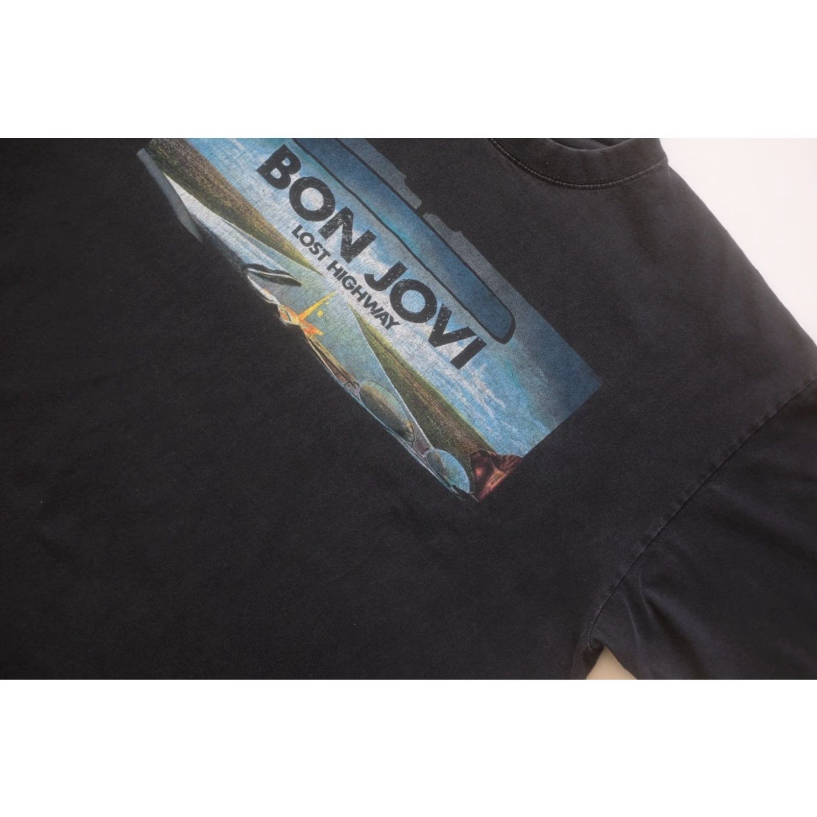 Etro VINTAGE BON JOVI ROCK VGT Y2K RETRO LOST HIGHWAY LIVE MUSIC BLACK GRAPHIC T SHIRT XL Size US XL / EU 56 / 4 - 5 Thumbnail