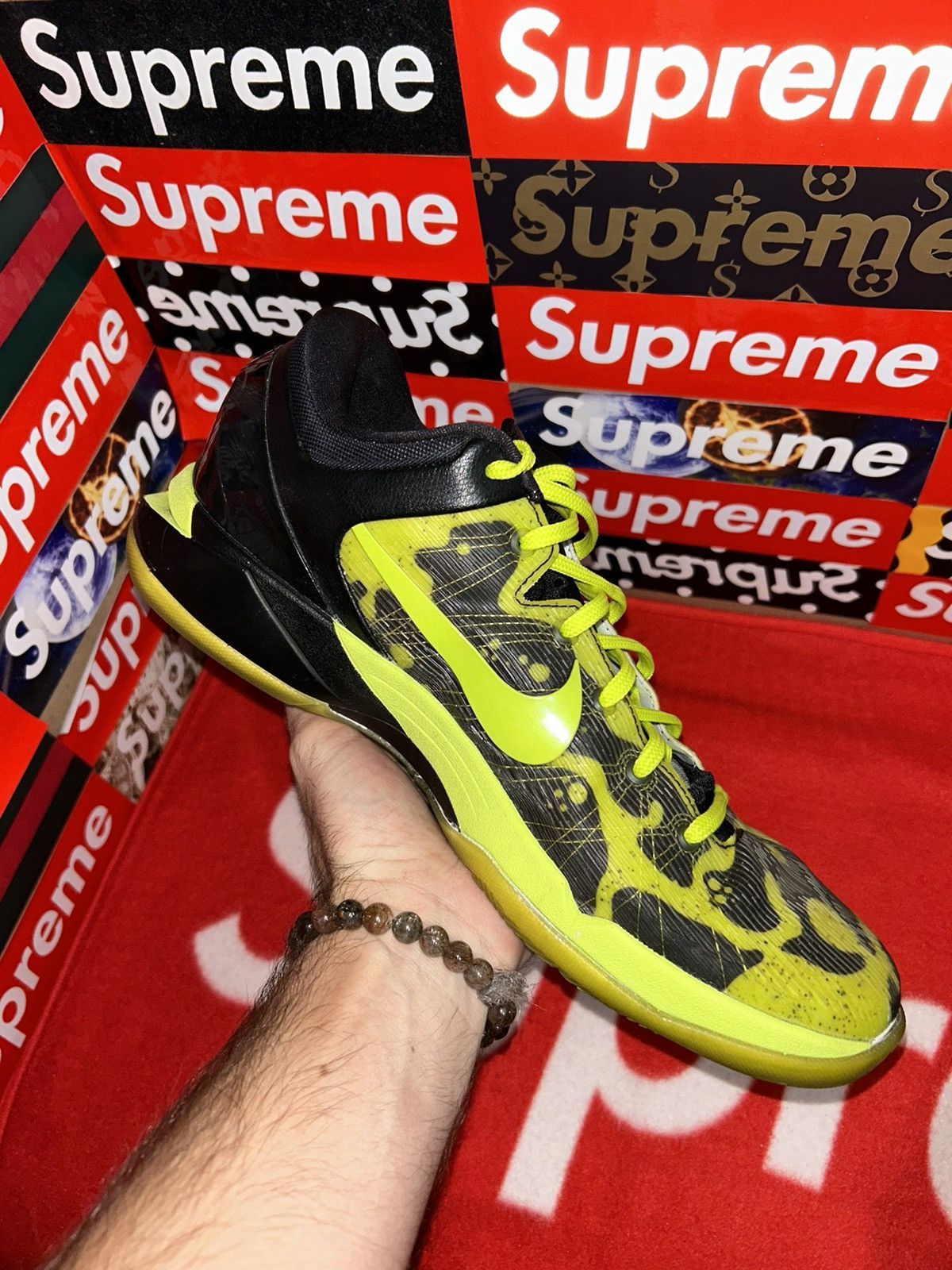 Nike Nike Kobe 7 iD Poison Frog 518386-991 size 12 Size US 12 / EU 45 - 9 Thumbnail
