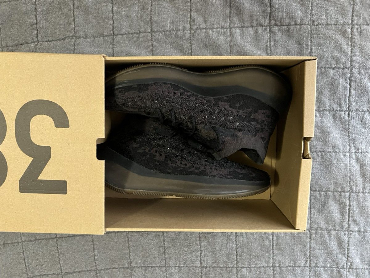 Adidas × Yeezy Yeezy Boost 380 Onyx Size US 9 / EU 42 - 3 Thumbnail