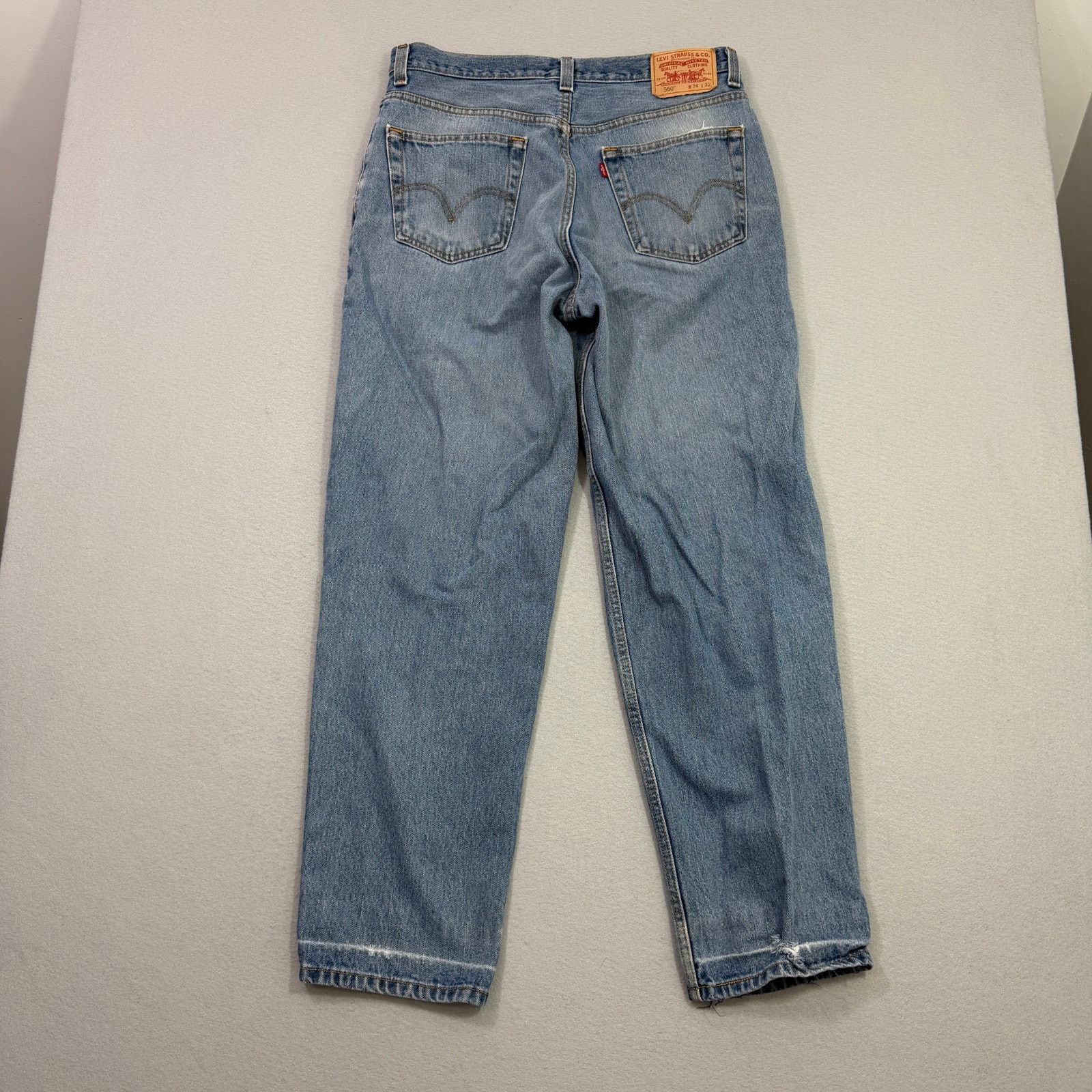 Levi's Vintage Levis 560 Jeans Men's 34x32 Denim y2k Distressed Size US 34 / EU 50 - 12 Thumbnail