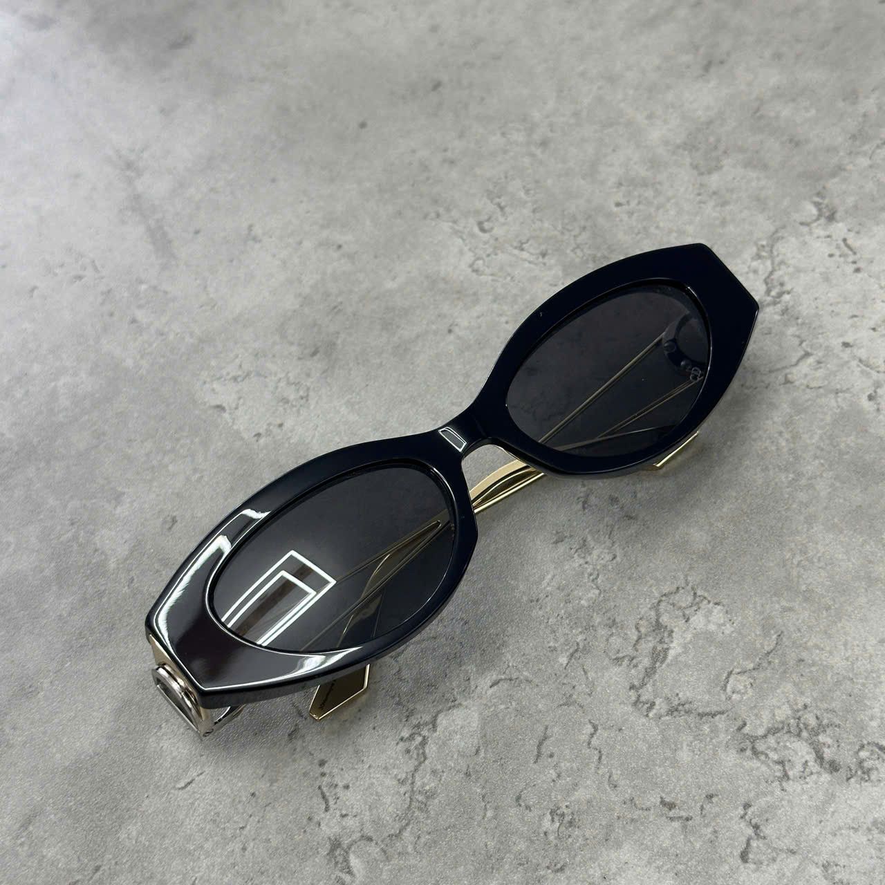 Dior DIOR 30MONTAIGNE B6I 12A0 Sunglasses Size ONE SIZE - 2 Thumbnail
