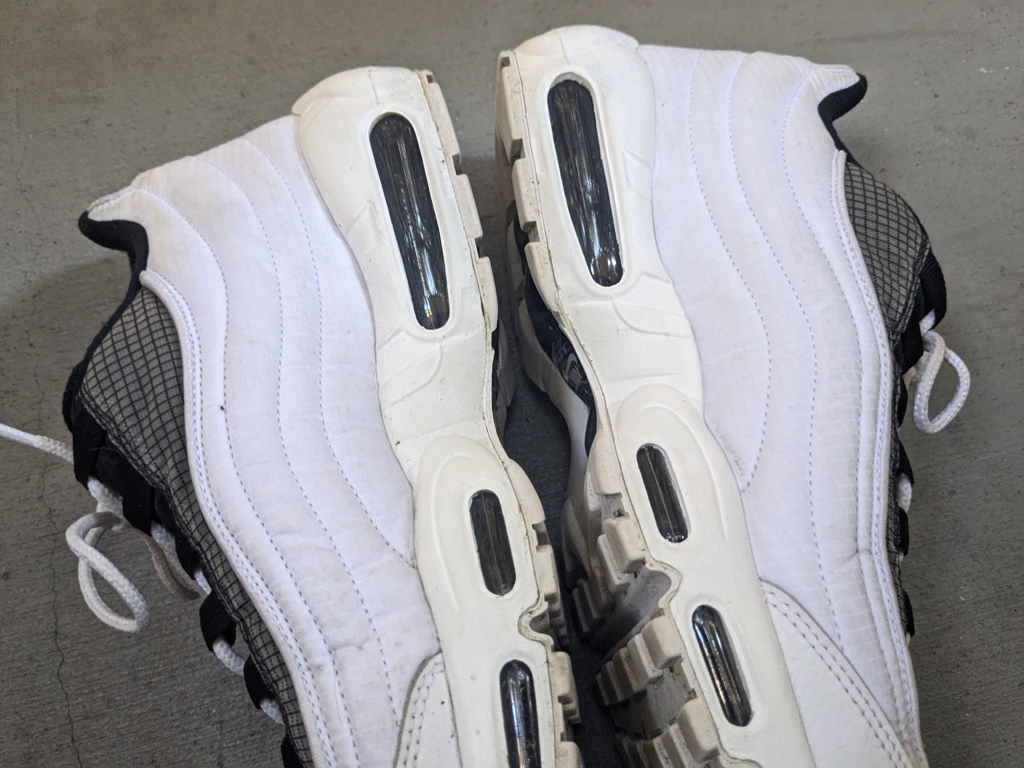 Nike NIKE Air Max 95 White Black 11.5 Nike ID DA7559-991 Size US 11.5 / EU 44-45 - 12 Thumbnail