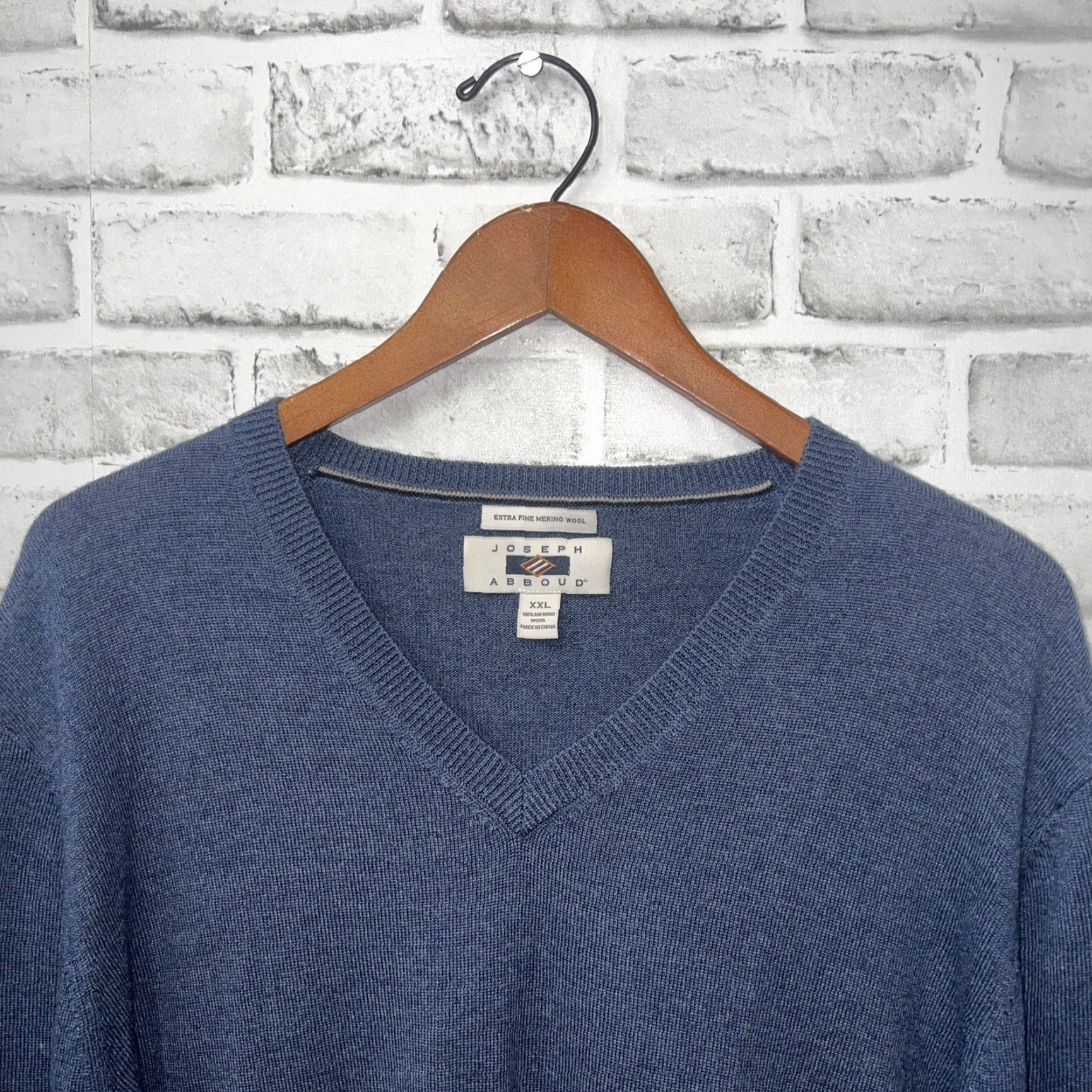 Joseph Abboud Joseph Abboud Blue Merino Wool V Neck Sweater Mens 2XL Pullover Wool Blue Mens 2XL Size US XXL / EU 58 / 5 - 2 Thumbnail