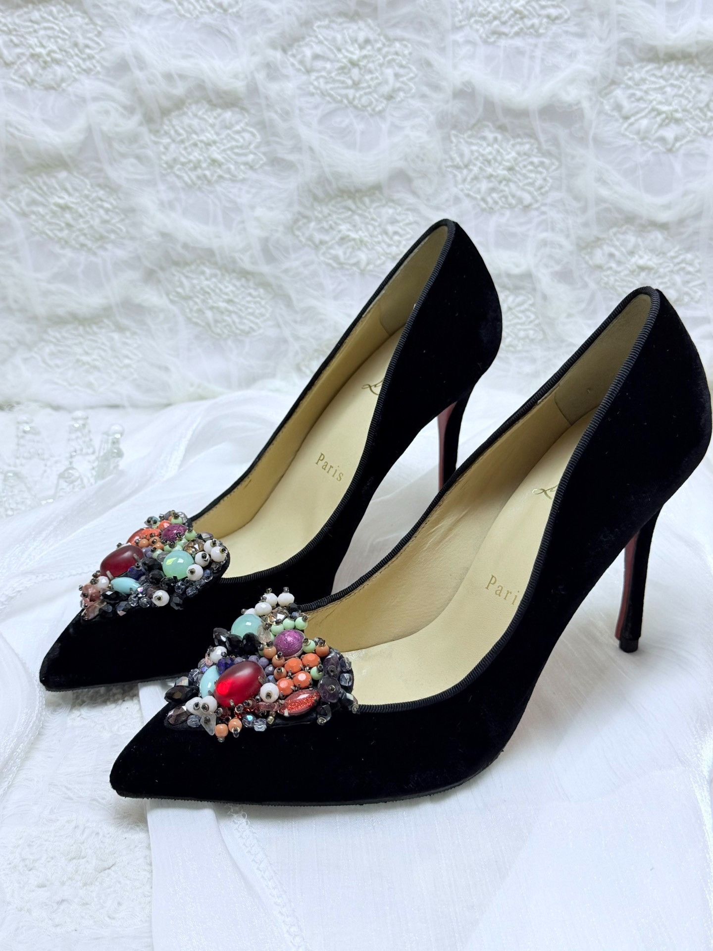 Christian Louboutin Christian Louboutin Velvet Multi Lowtop Sneakers us_7 Women Size US 7 / IT 37 - 1 Thumbnail