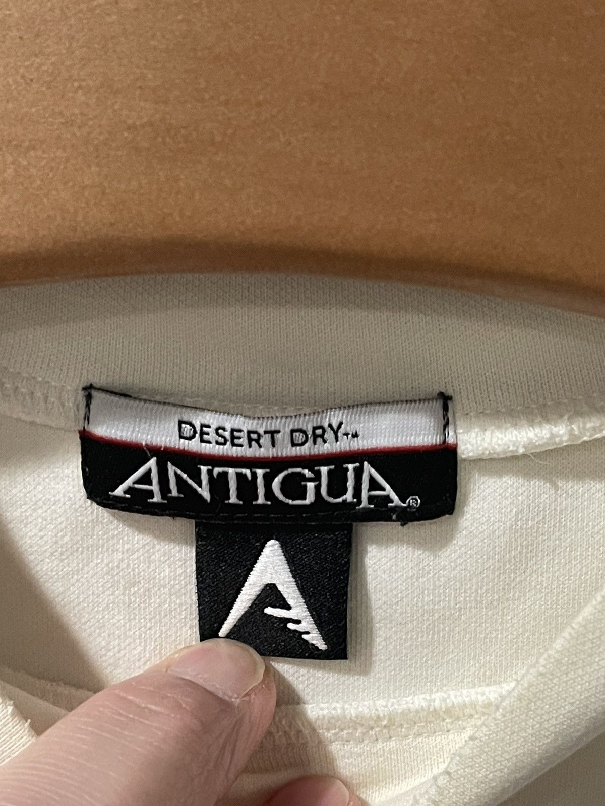 Antigua Vintage Antigua New York Yankees Desert Dry Shirt 2XL Bin 1 Size US XXL / EU 58 / 5 - 3 Thumbnail