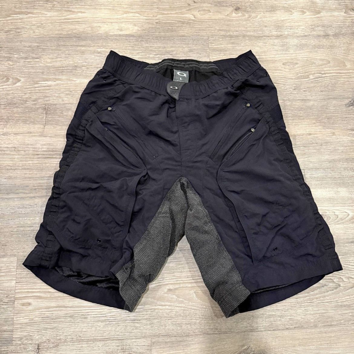 Oakley OAKLEY SOFTWARE CARGO SHORTS BLACK TECHNICAL VINTAGE MTB