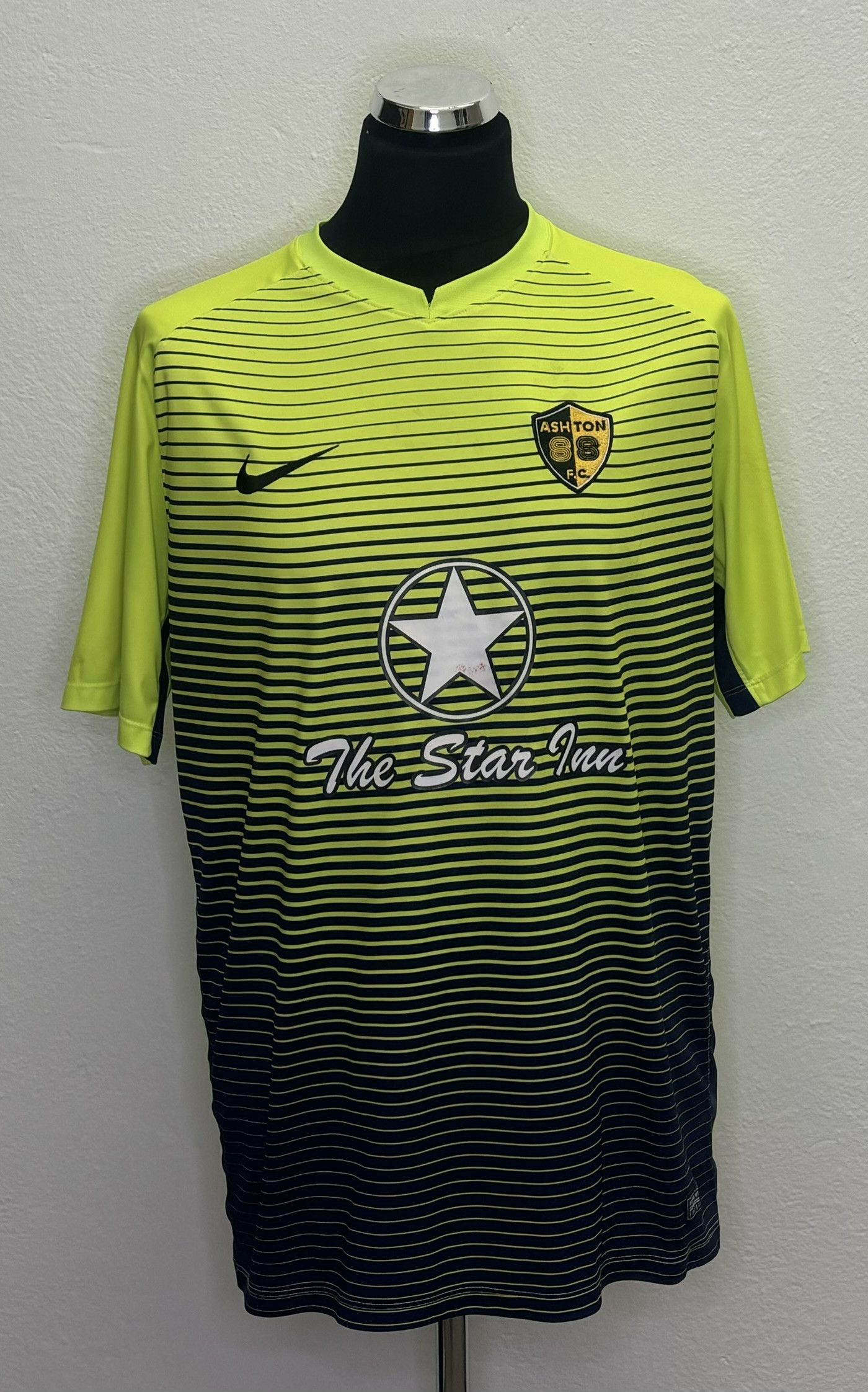 Nike Ashton 88 FC #28 Nike Football Jersey Size XL Size US XL / EU 56 / 4 - 1 Thumbnail