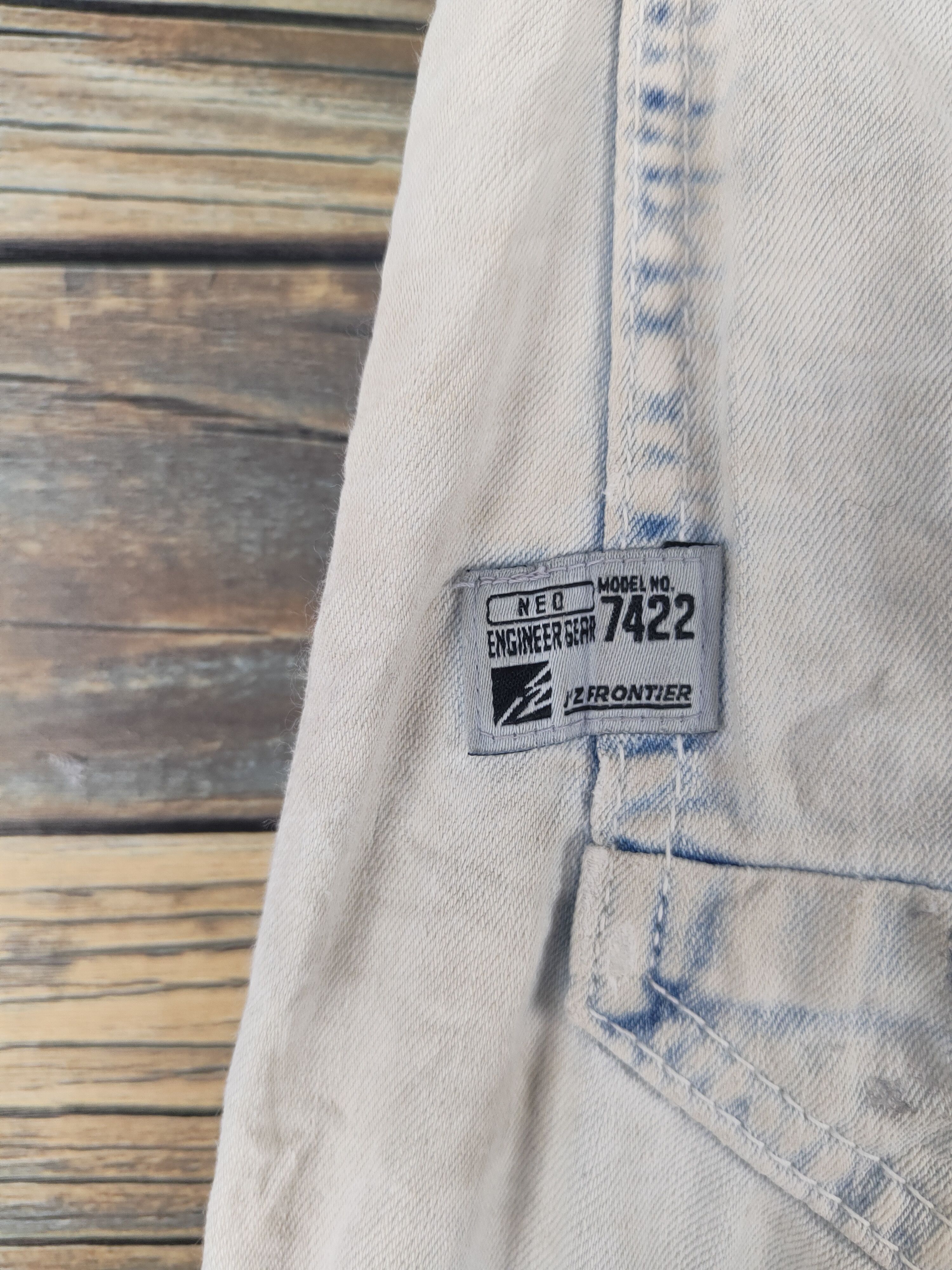 Japanese Brand I'z Frontier Light Blue Distressed Ripped Soft Jeans #W1997 Size US 32 / EU 48 - 10 Thumbnail