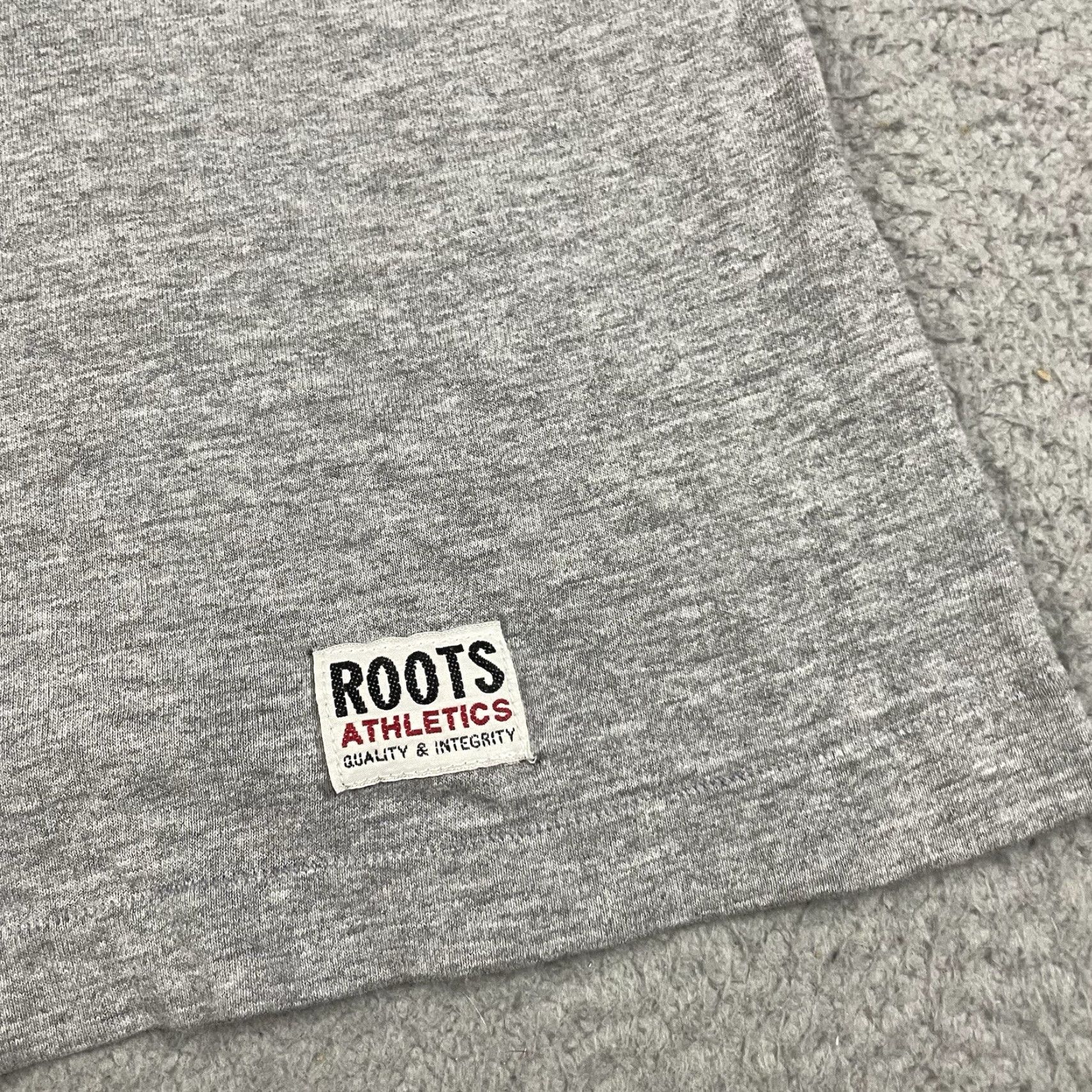 Roots VINTAGE Roots Athletics Saturday Night Live Est. 1975 T Shirt Adult XL Gray, SNL Logo, Graphic Print, NBC, Broadway Video, TV Tee, Retro, 2000s, Mens Size US XL / EU 56 / 4 - 4 Thumbnail