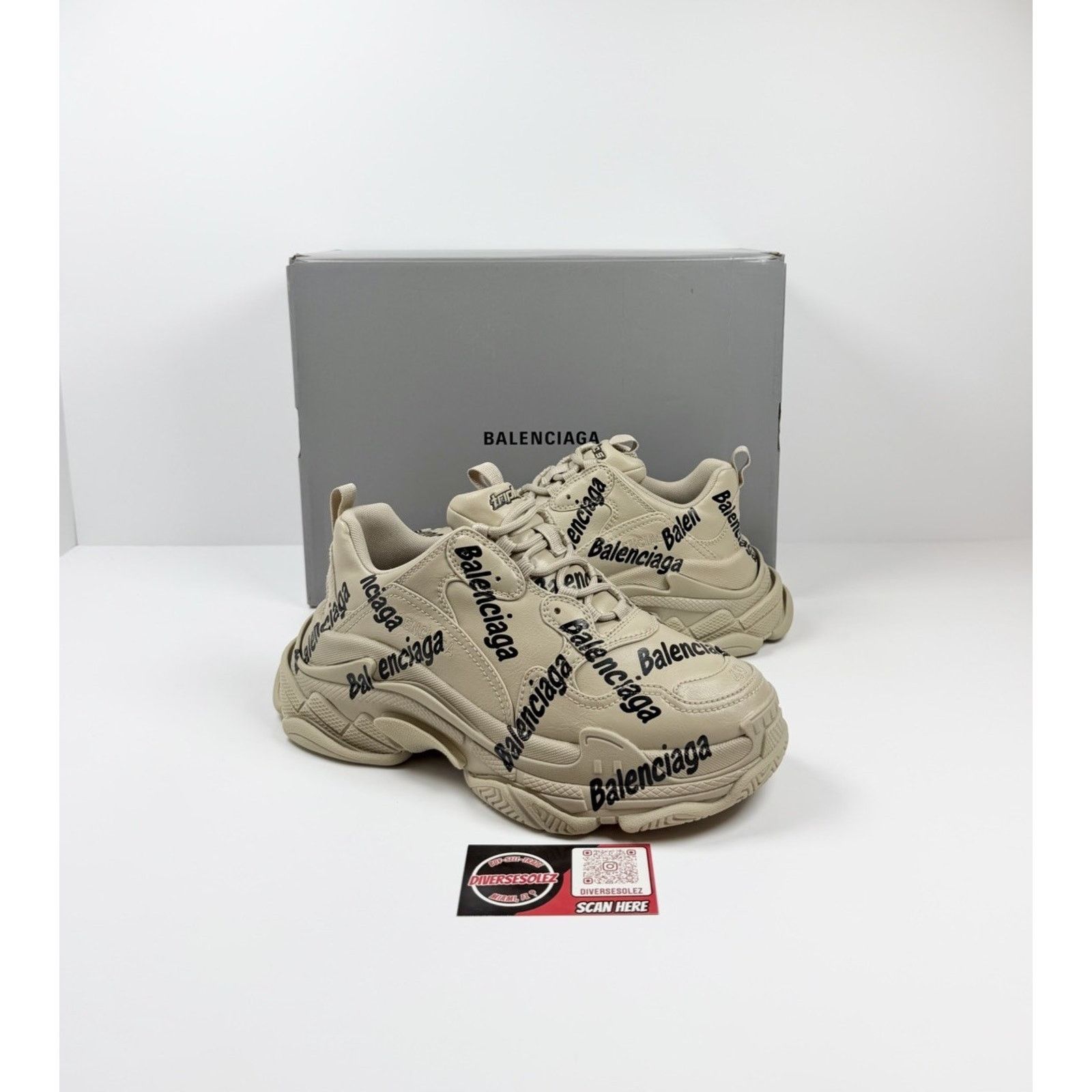 Balenciaga Size 40EU/10W - Balenciaga Triple S Beige Allover Logo NEW! Size US 10 / IT 40 - 1 Thumbnail