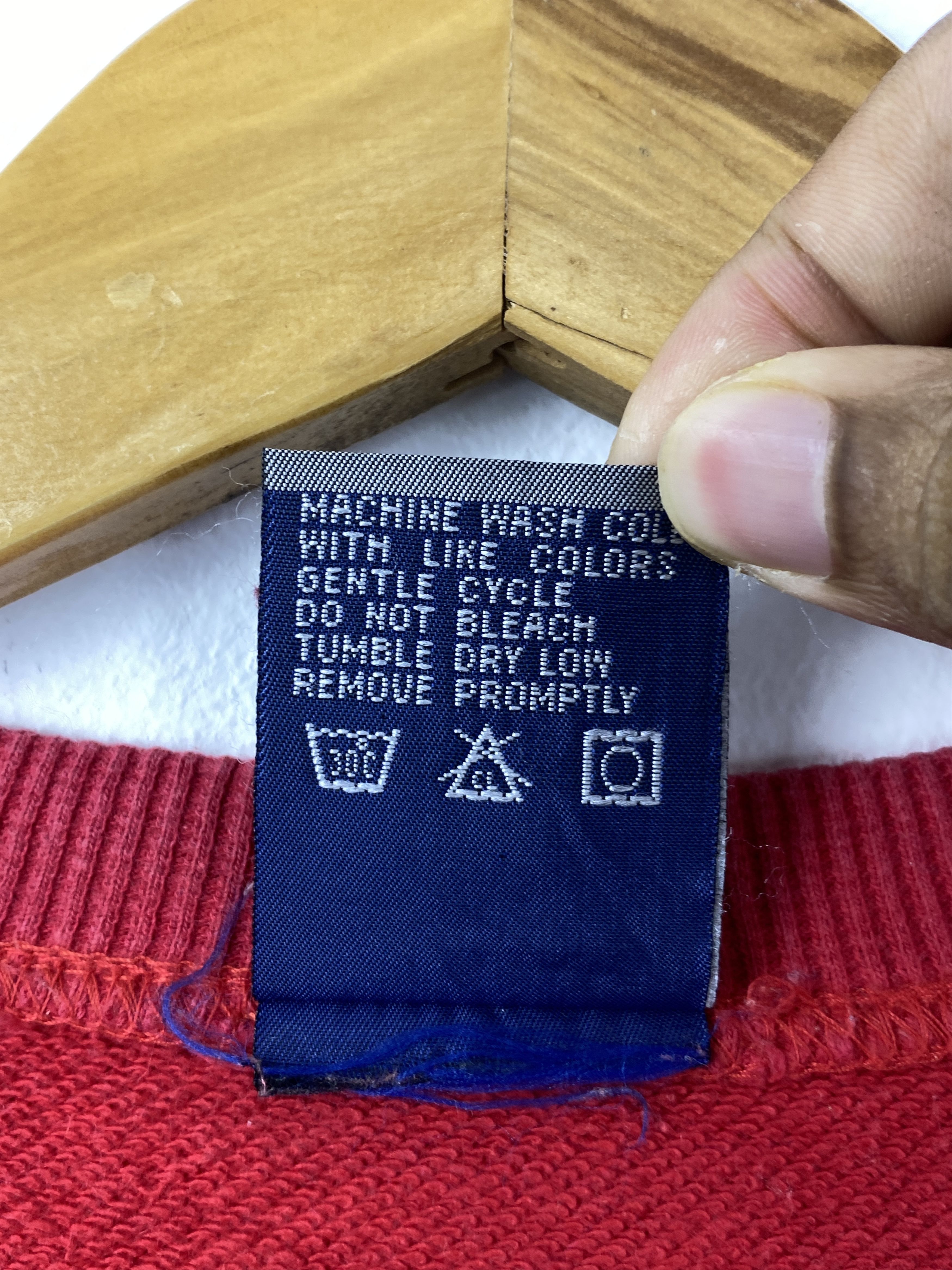 Gap Vintage Gap Spell Out Big Logo Crewneck Sweatshirt SH0429 Size US L / EU 52-54 / 3 - 8 Thumbnail