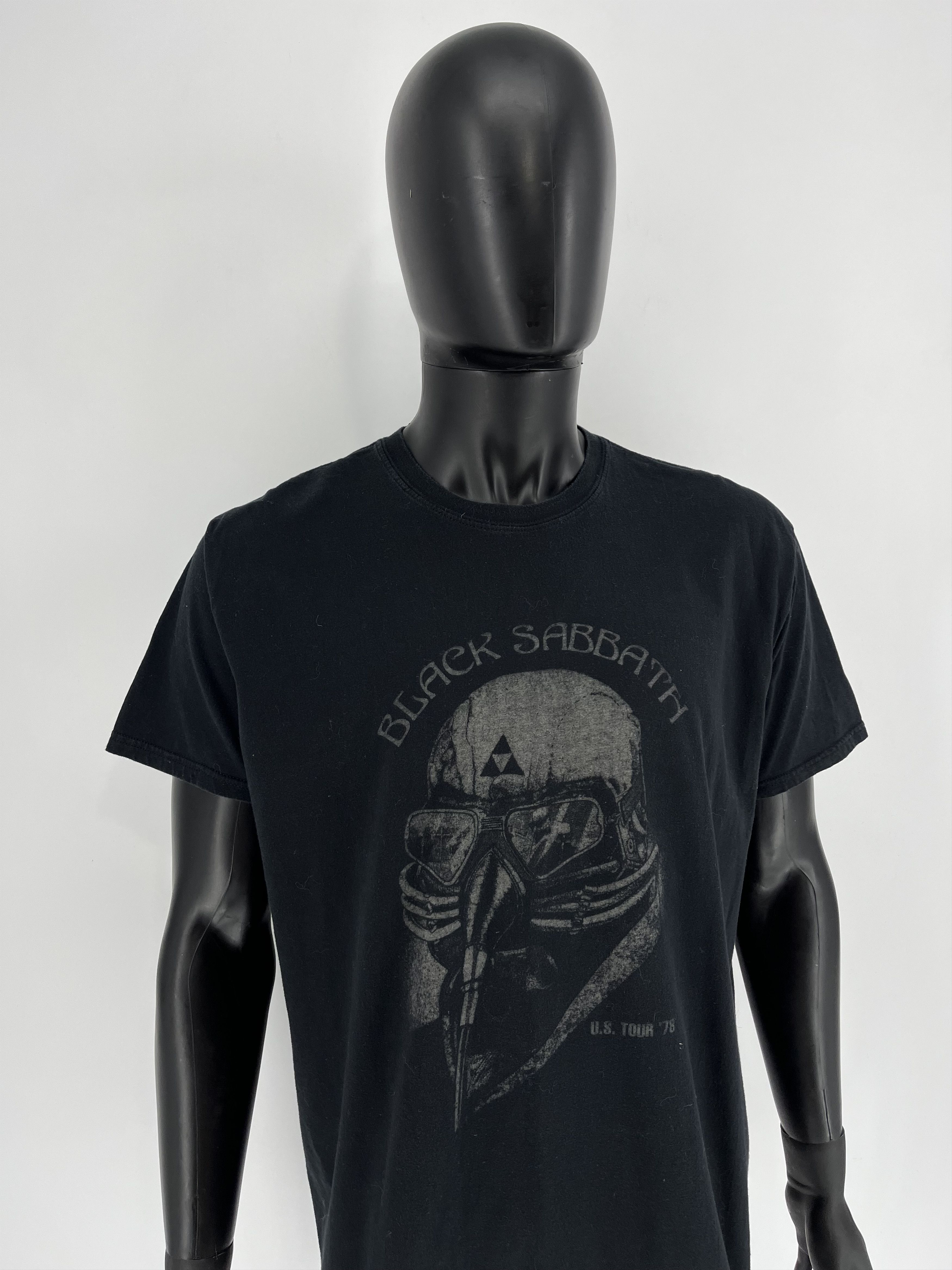 Band Tees × Black Sabbath × Vintage Vintage Black Sabbath Big Logo Y2K T-Shirt Size US XXL / EU 58 / 5 - 3 Thumbnail