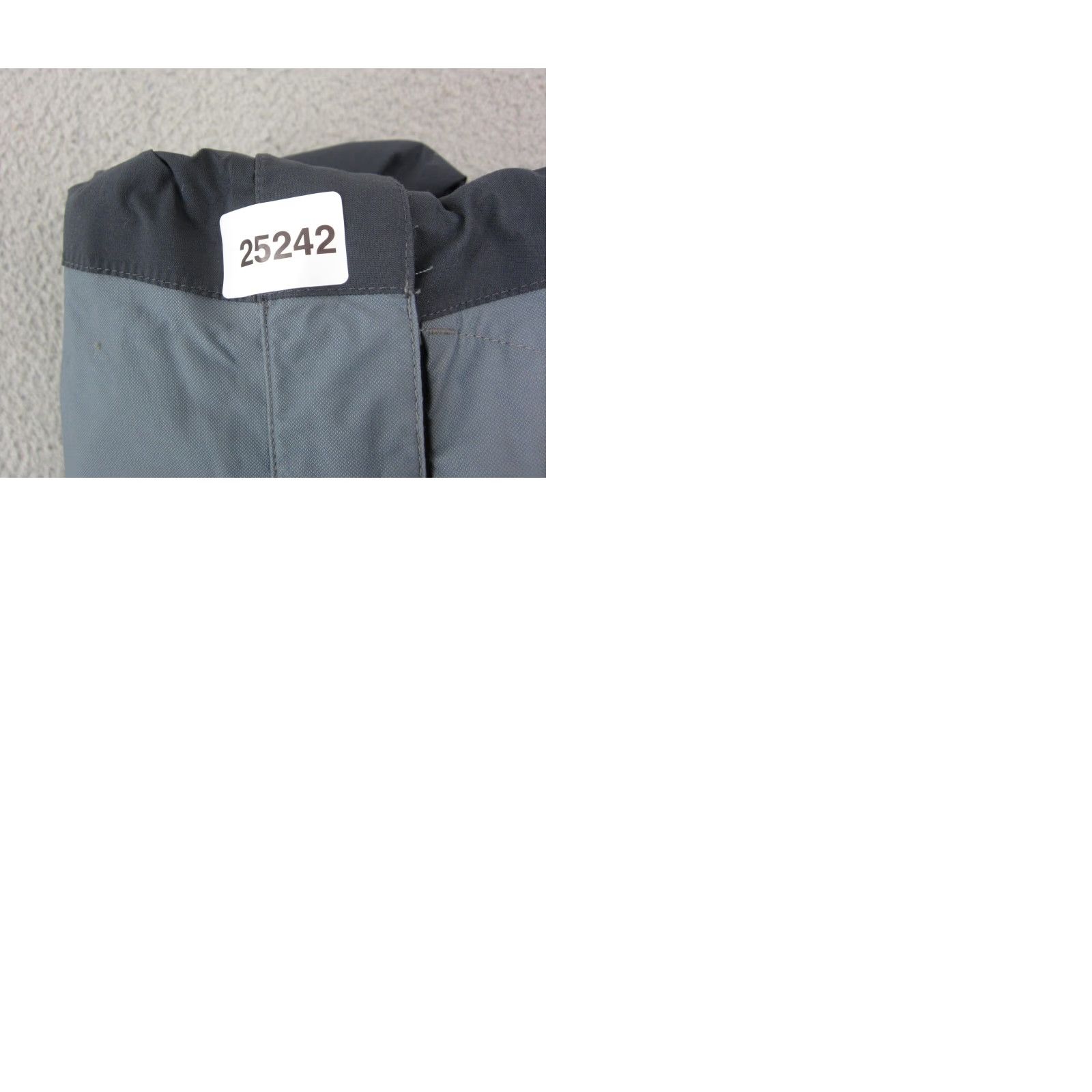 The North Face VINTAGE The North Face Jacket Womens Medium Gray Zip Up Windbreaker Hyvent 90s Retro All Seasons Full Zip Lightweight Regular Size M Womens Size M / US 6-8 / IT 42-44 - 11 Thumbnail