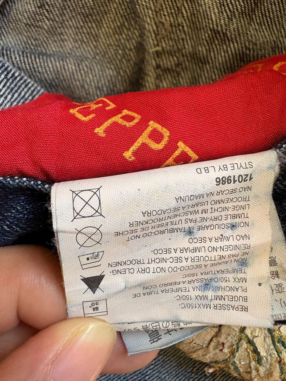 Japanese Brand Vintage Red Pepper Double Wings Embellished Flare Jeans Size US 28 / EU 44 - 16 Thumbnail