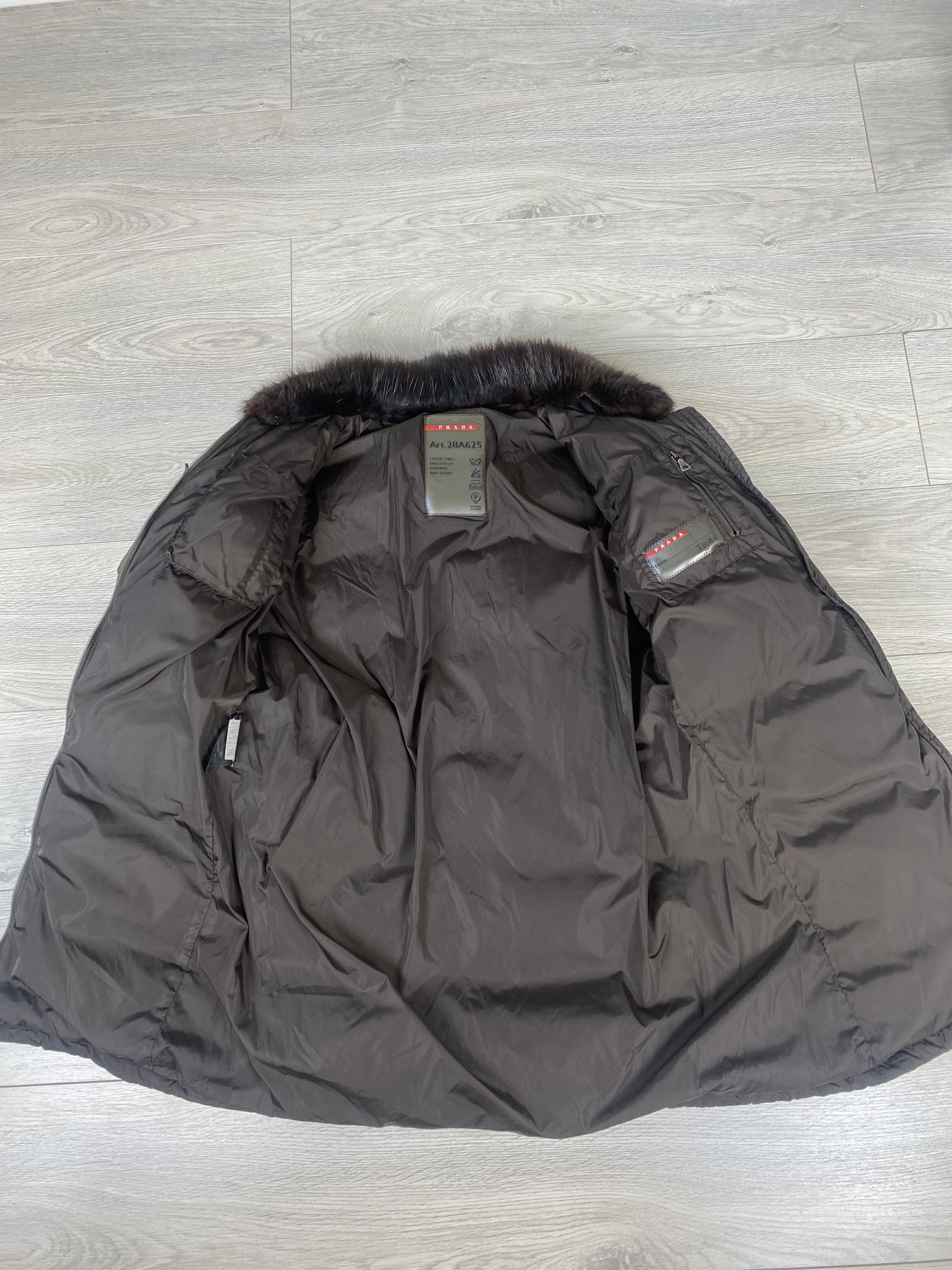 Prada Prada Long Down Jacket Natural fur on the collar Size M / US 6-8 / IT 42-44 - 4 Thumbnail
