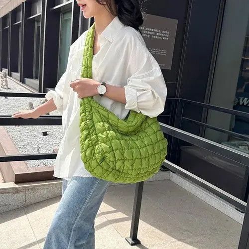 Japanese Brand × Vintage Quilted Padded Crossbody Bag for Women Size ONE SIZE - 1 Thumbnail