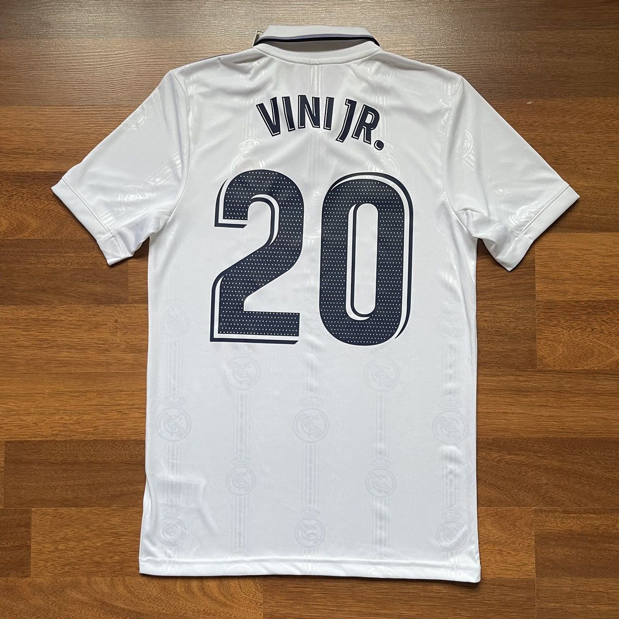 image of Real Madrid Adidas 2022/2023 Soccer Home Jersey 20 Vini Jr in White, Men's (Size Small)