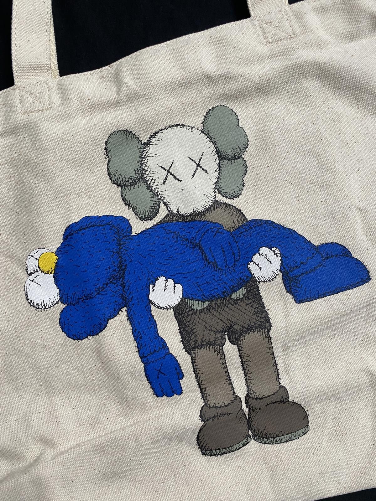 Kaws × Uniqlo Deadstock Uniqlo Kaws Tote Bag OS Cookie Monster Canvas Size ONE SIZE - 2 Thumbnail