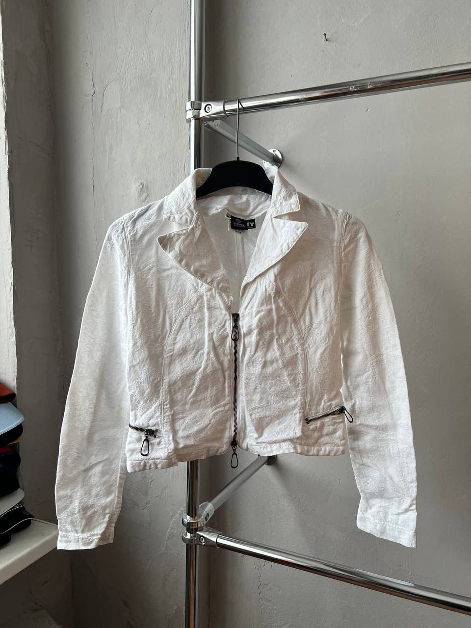 Versace Jeans Couture ARCHIVAL 90’S VERSACE JEANS COUTURE AVANTGARDE ZIP JACKET 32 Size XXS / US 00 / IT 34 - 4 Thumbnail