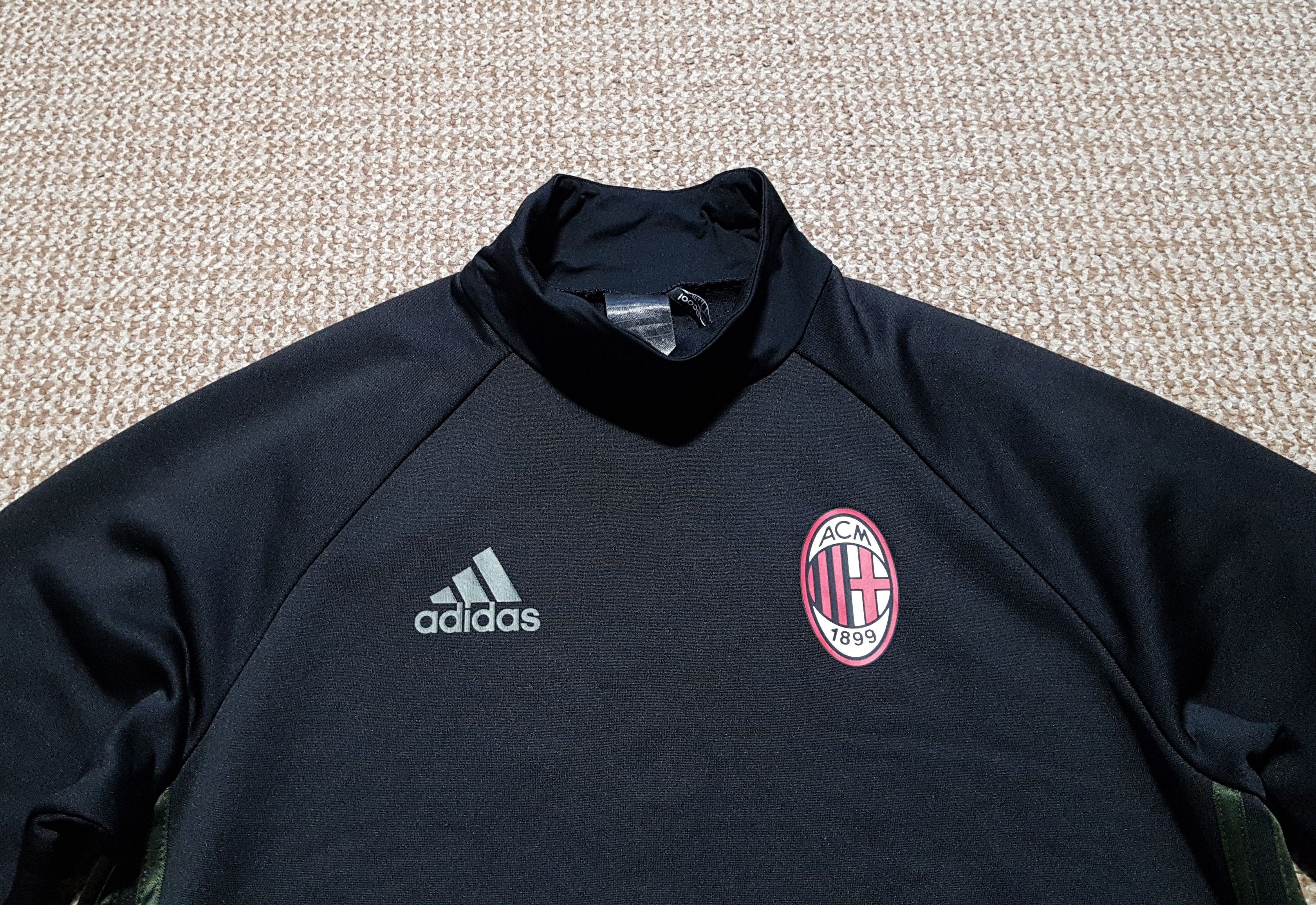 Adidas Adidas AC Milan Training Football Soccer Long Sleeve 2016-17 Size US M / EU 48-50 / 2 - 4 Thumbnail