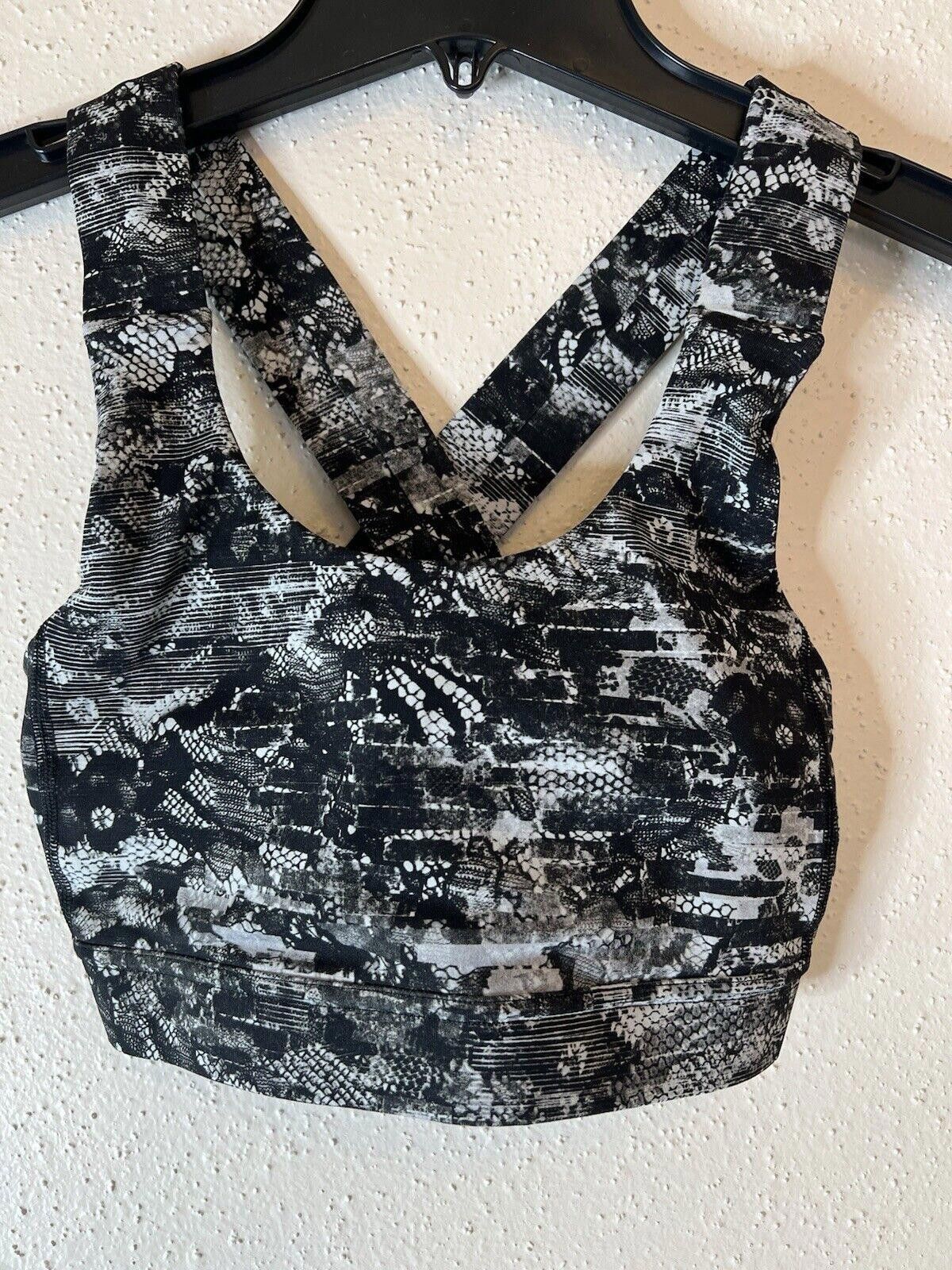 Designer Lululemon All Sports Bra Masked Lace Starlight Black Size 6 Size ONE SIZE - 2 Thumbnail