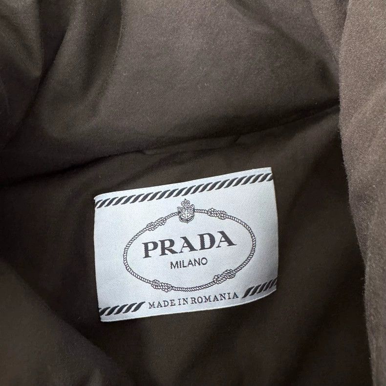 Prada Prada Size 38 Triangle logo short down vest size 38 2502- Size US XXS / EU 40 - 5 Thumbnail