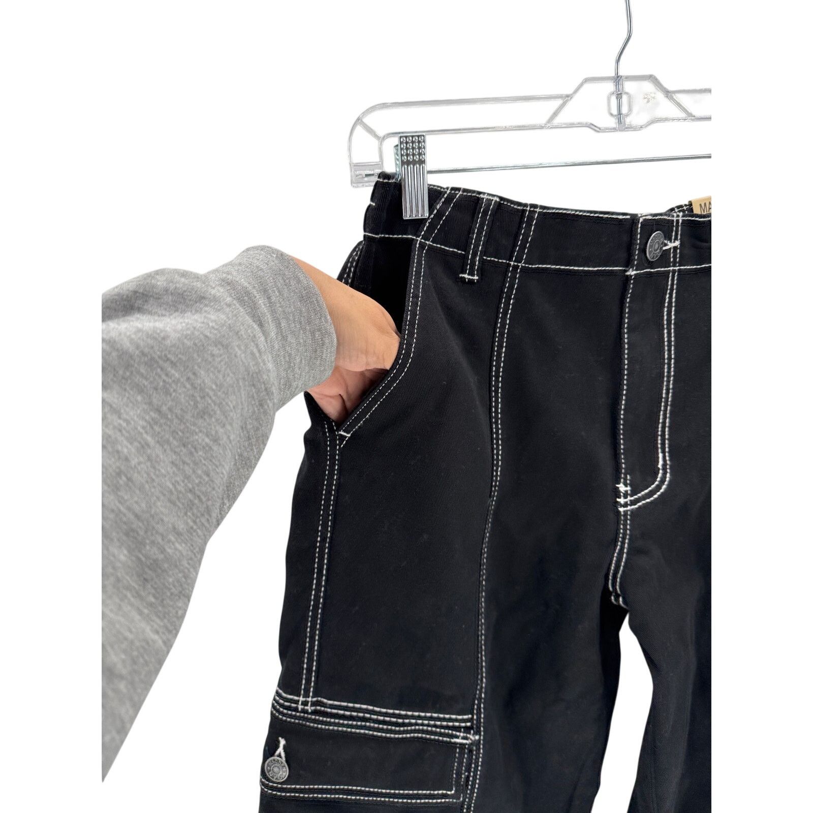Madden NYC Madden NYC black cargo pants contrast stitching size L Size 34" / US 12 / IT 48 - 4 Thumbnail