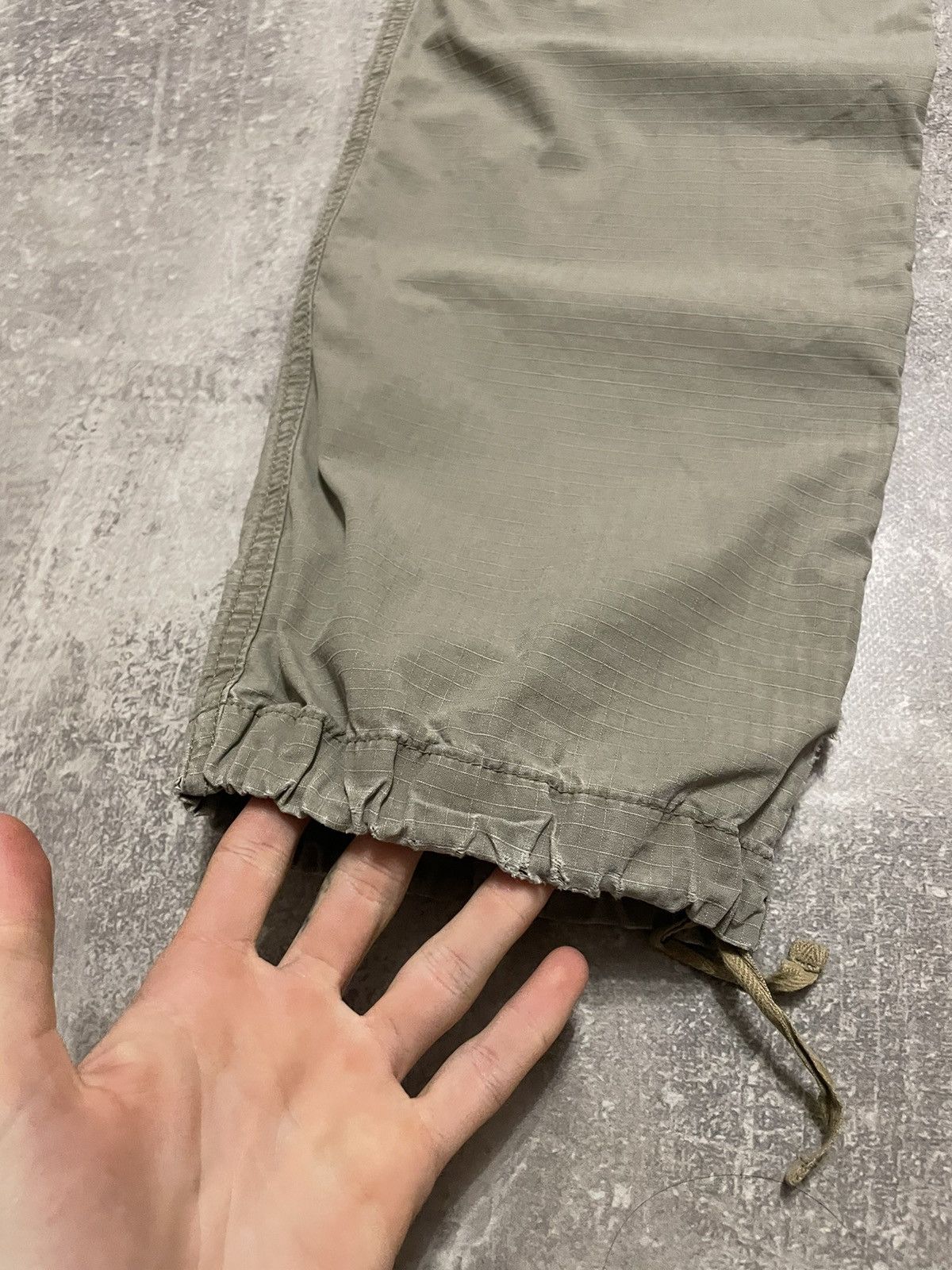 Carhartt Vintage Carhartt Distressed Cargo Pants Size US 28 / EU 44 - 18 Thumbnail
