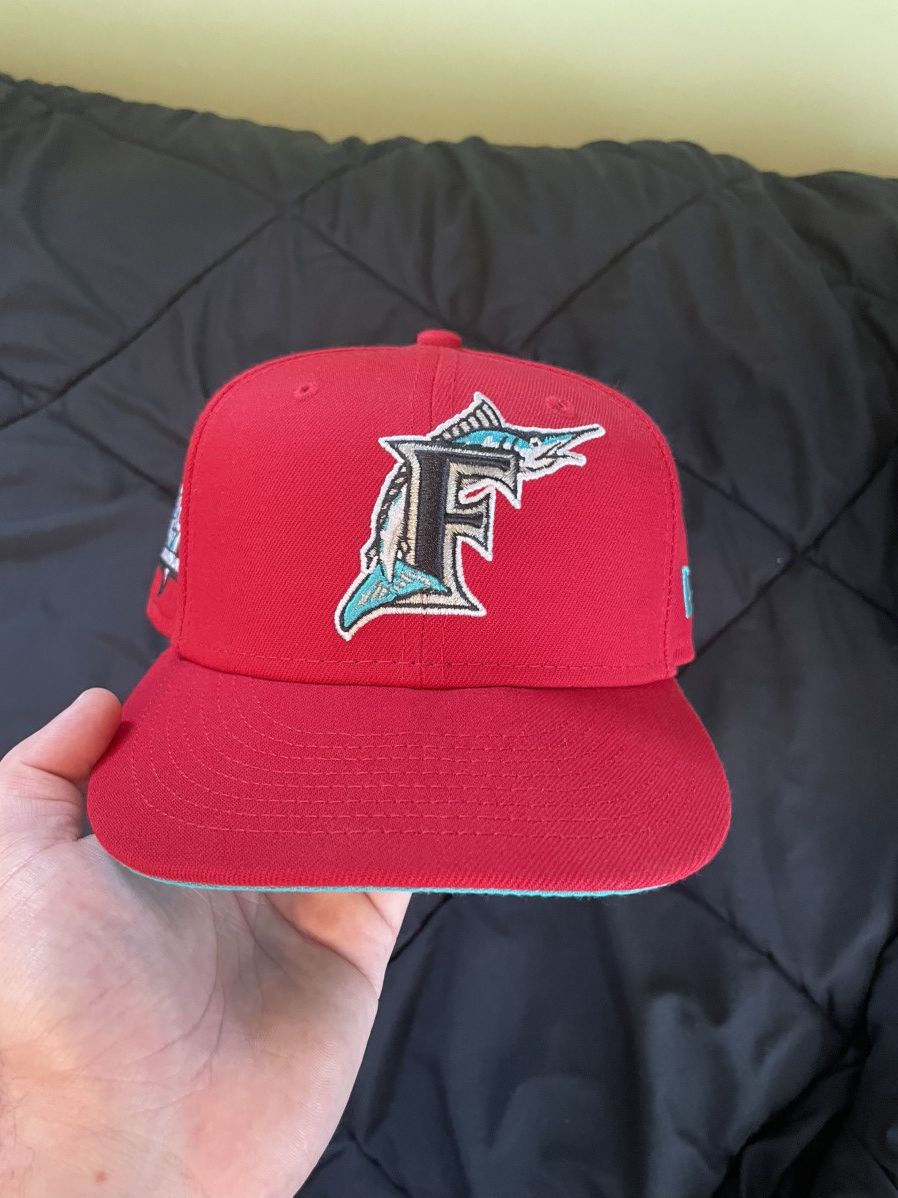 New Era Miami Marlins New Era hat size 7 1/4 Size ONE SIZE - 1 Thumbnail