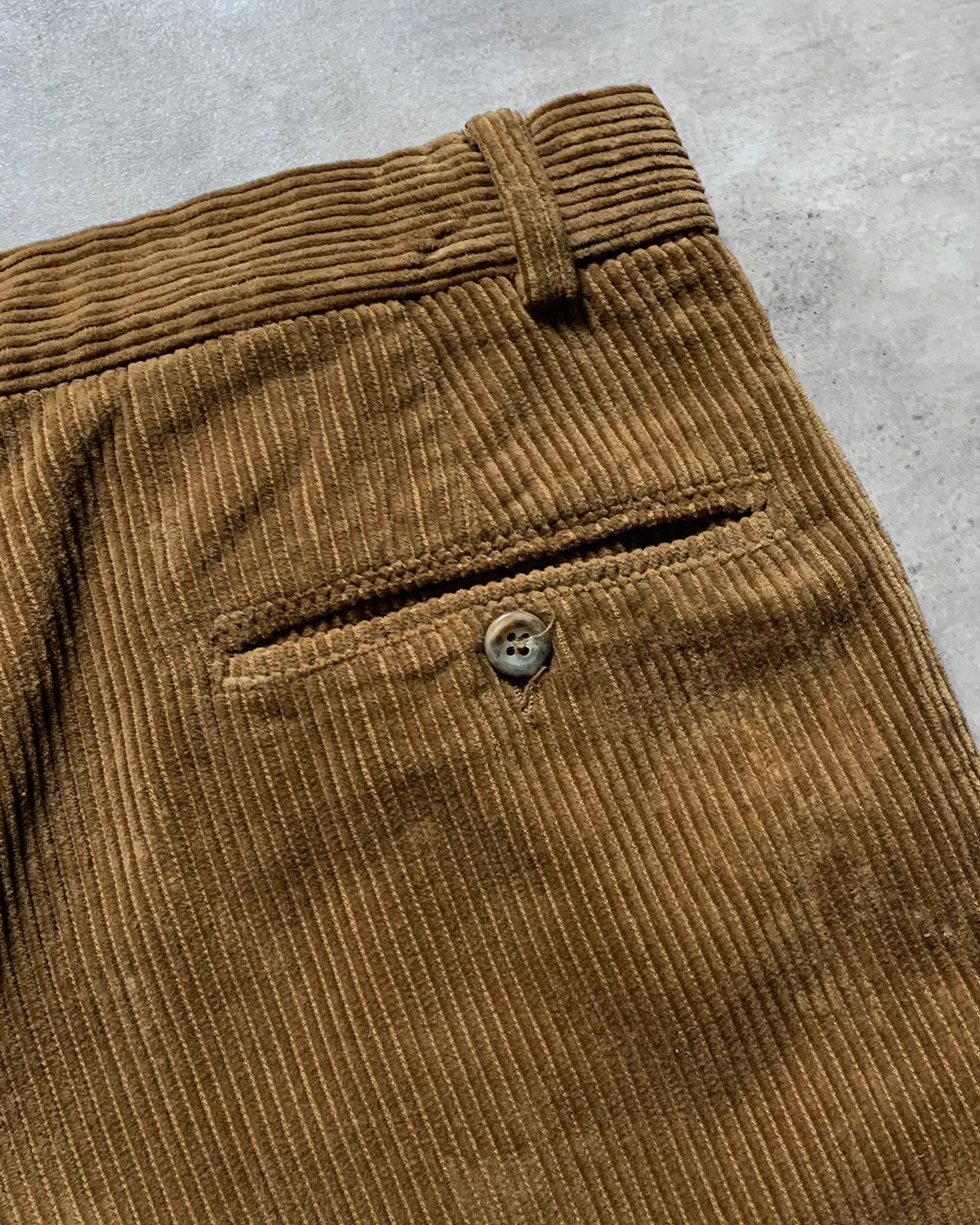 C.P. Company Vintage C.P. Company Corduroy Baggy Pants - 34 Size US 34 / EU 50 - 9 Thumbnail