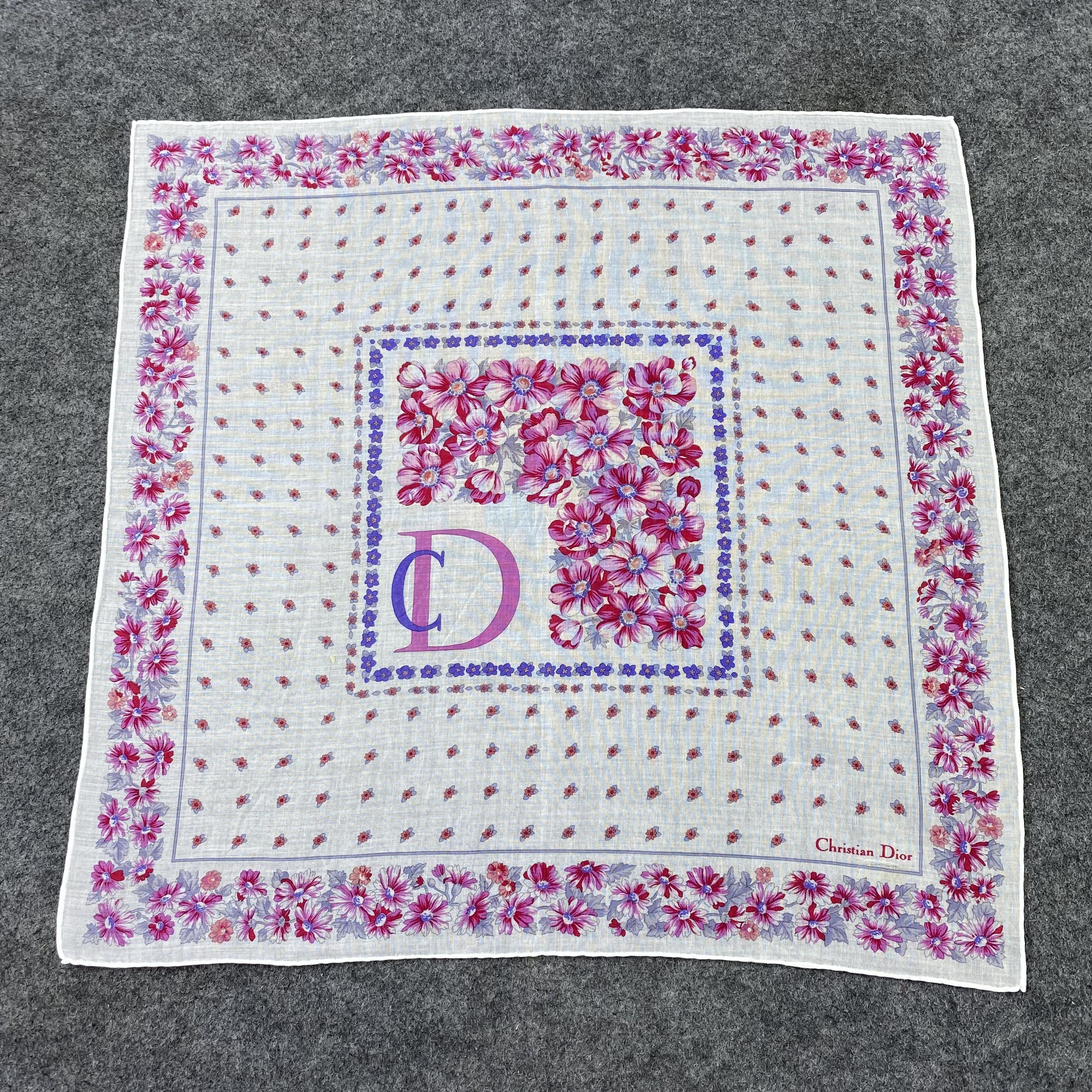 Vintage Christian Dior Handkerchief / Bandana / Neckerchief-B1112 Size ONE SIZE - 3 Thumbnail