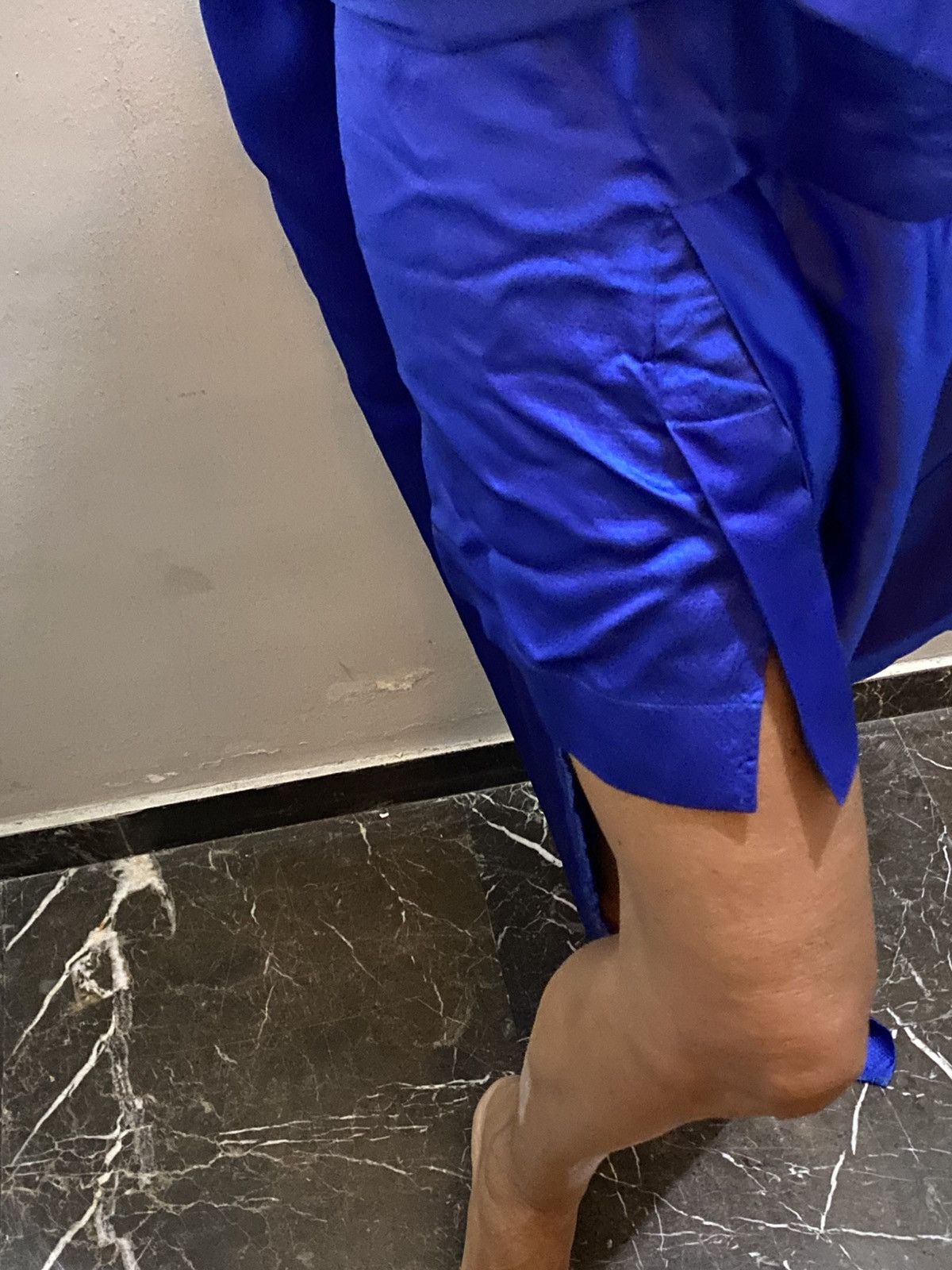 Vivienne Westwood VIVIENNE WESTWOOD ELECTRIC BLUE SILK DRESS Size M / US 6-8 / IT 42-44 - 4 Thumbnail
