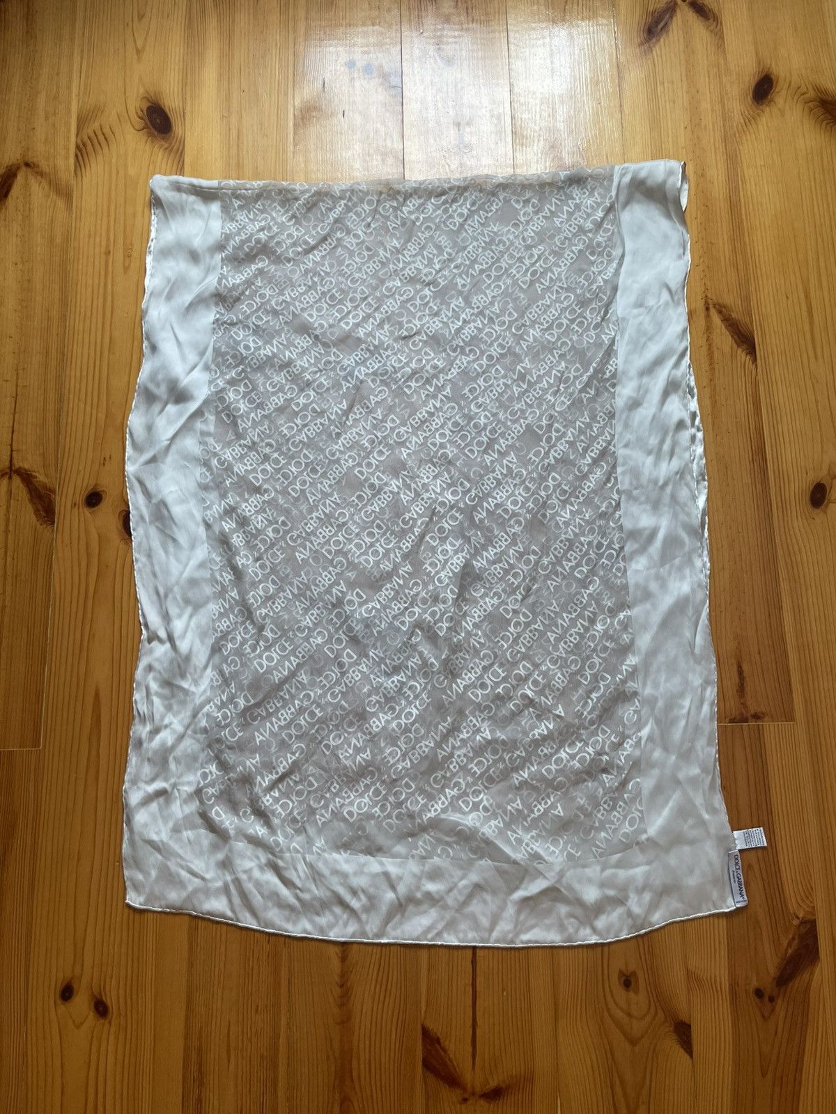 Dolce & Gabbana Dolce & Gabbana Vintage Monogram Silk Scarf Made in Italy Size ONE SIZE - 2 Thumbnail