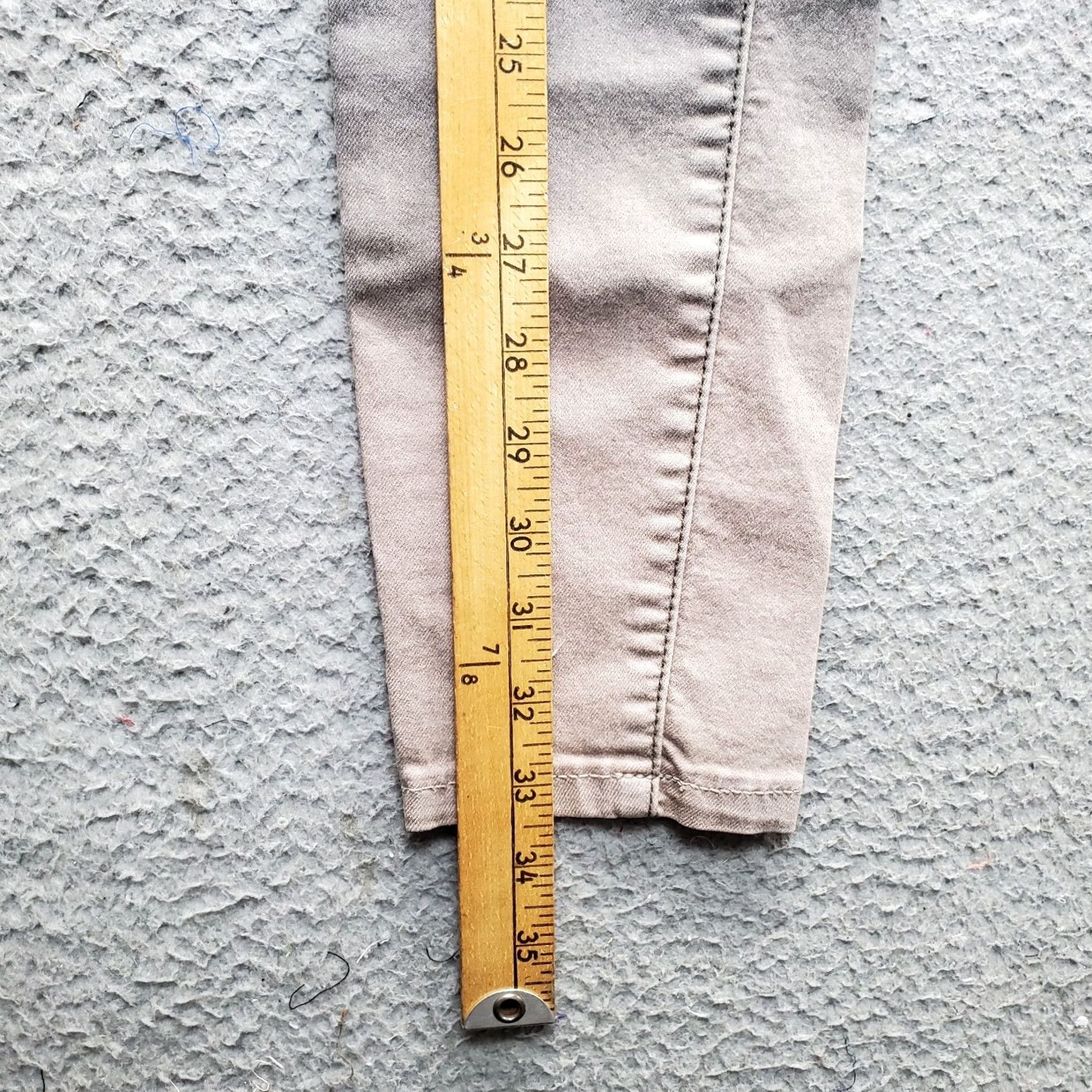 Free People Free People Skinny Jeans Women 5-Pocket Denim Multicolor 25" Inseam 25.5" zipper? Button? Size 25 - NY Size 42" / US 20 - 3 Thumbnail