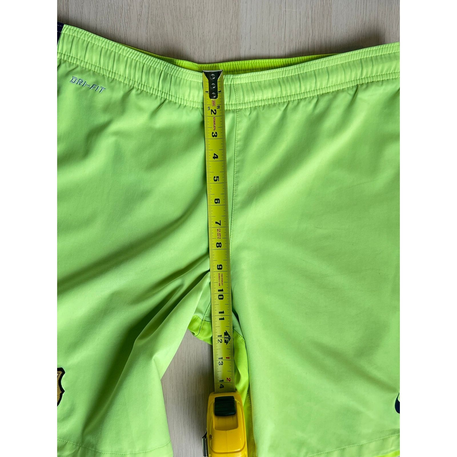 Nike Rare Nike 2014 Barcelona Third Drifit Shorts -Size M -Mint Size US 33 - 4 Thumbnail