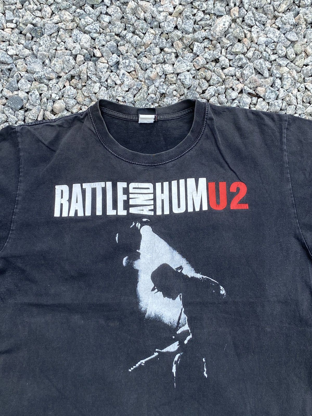 Vintage Rare Vintage U2 Rattle And Hum Album Band Tees Faded Size US L / EU 52-54 / 3 - 3 Thumbnail