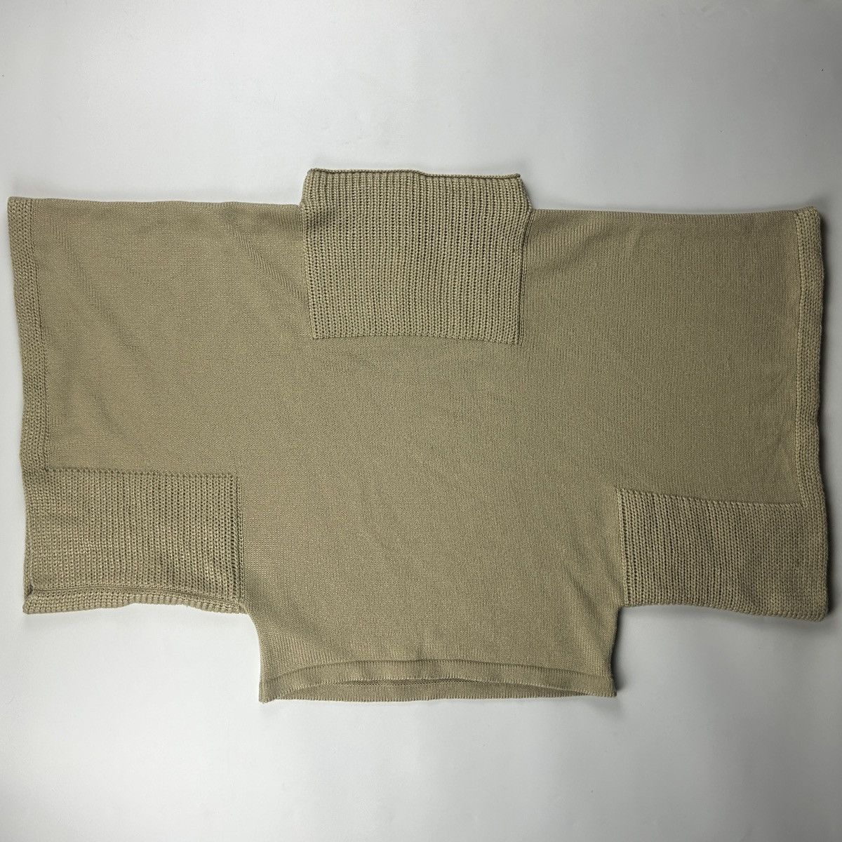 Issey Miyake Issey Miyake Knitted Poncho Size US L / EU 52-54 / 3 - 1 Thumbnail