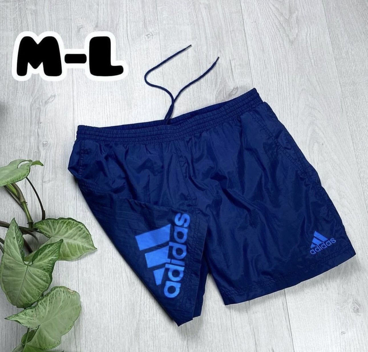 Adidas 1999 VINTAGE SHORTS 🩳 ADIDAS BIG LOGO SIZE M Size US 32 / EU 48 - 2 Thumbnail