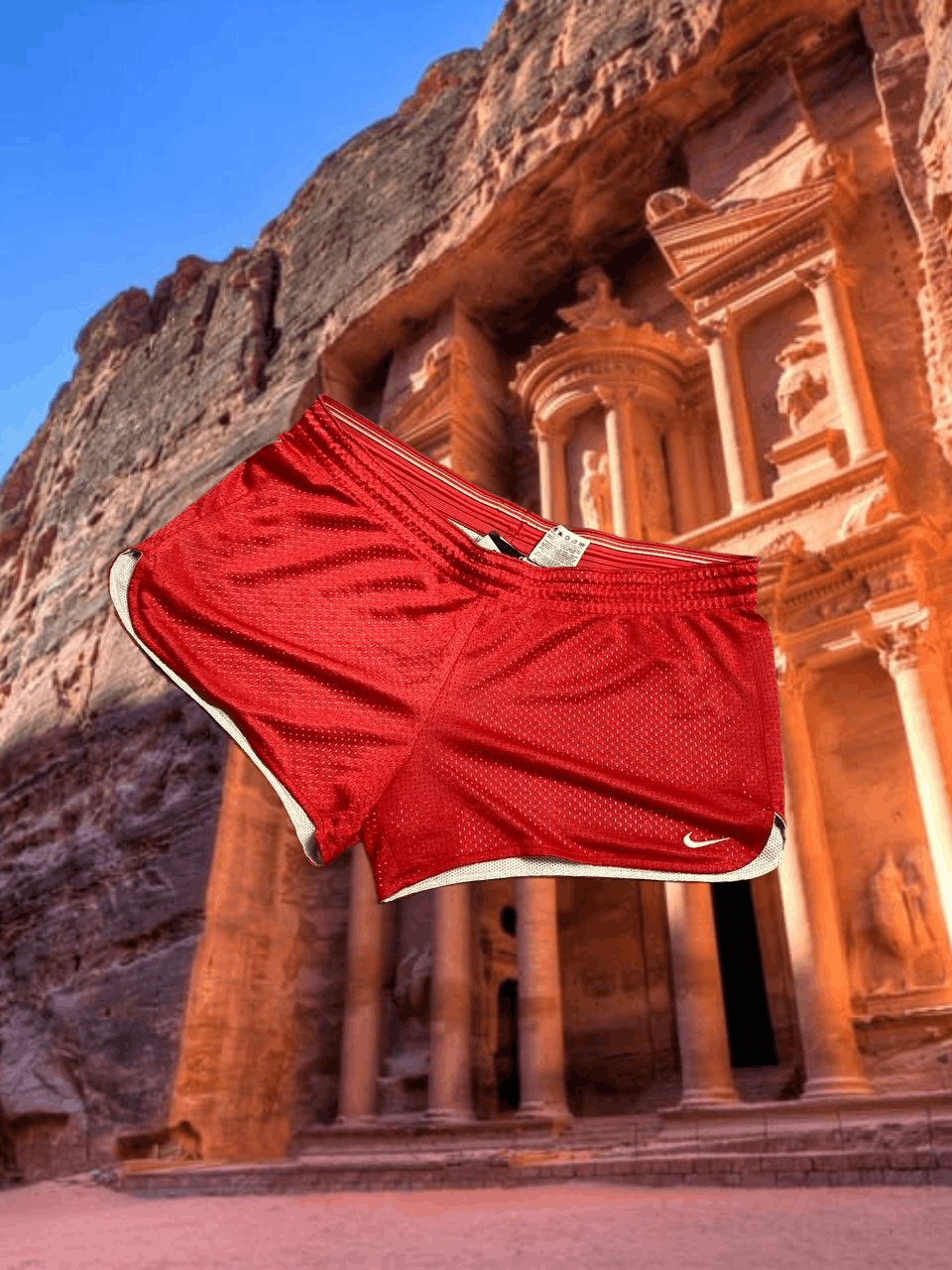 Nike shorts red NIKE logo Vintage Y2K sportwear size M Size US 32 / EU 48 - 1 Thumbnail