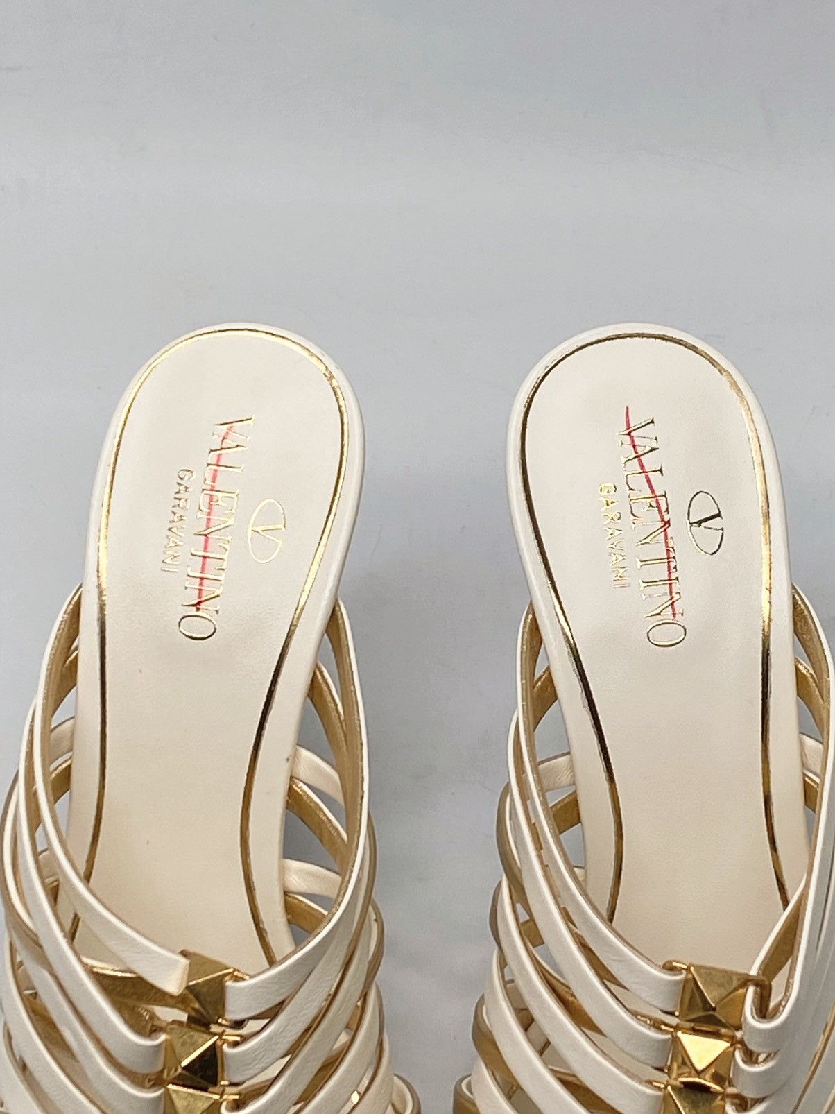 Valentino Valentino Garavani Rockstud Strappy Sandals Size 36 Size US 6 / IT 36 - 5 Thumbnail