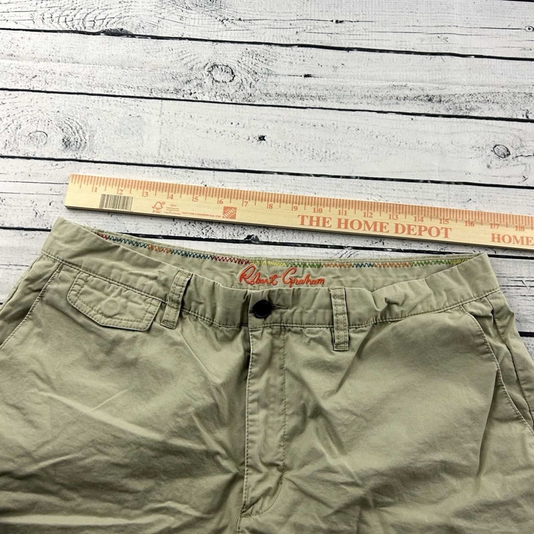 Robert Graham Robert Graham Classic Fit Flat Front Casual Shorts Men 36 Khaki Beige Chino Front Type Flat Front Casual Shorts Mens Beigh Beige 90s? Size US 36 / EU 52 - 4 Thumbnail