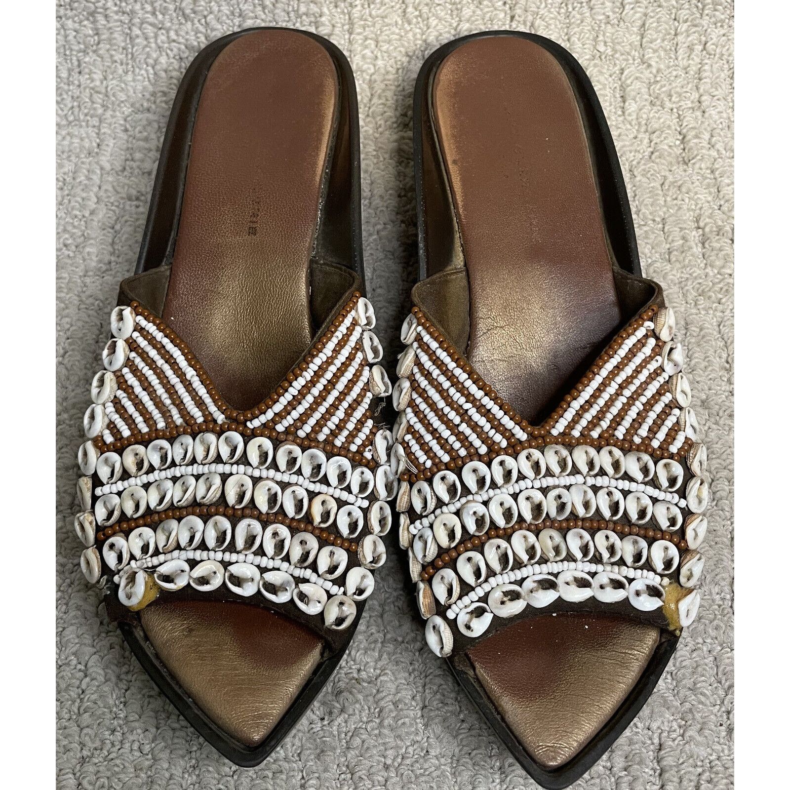Robert Clergerie Robert Clergerie Brown White Shell Beaded Sandals Slides 9 Size US 9 / IT 39 - 2 Thumbnail