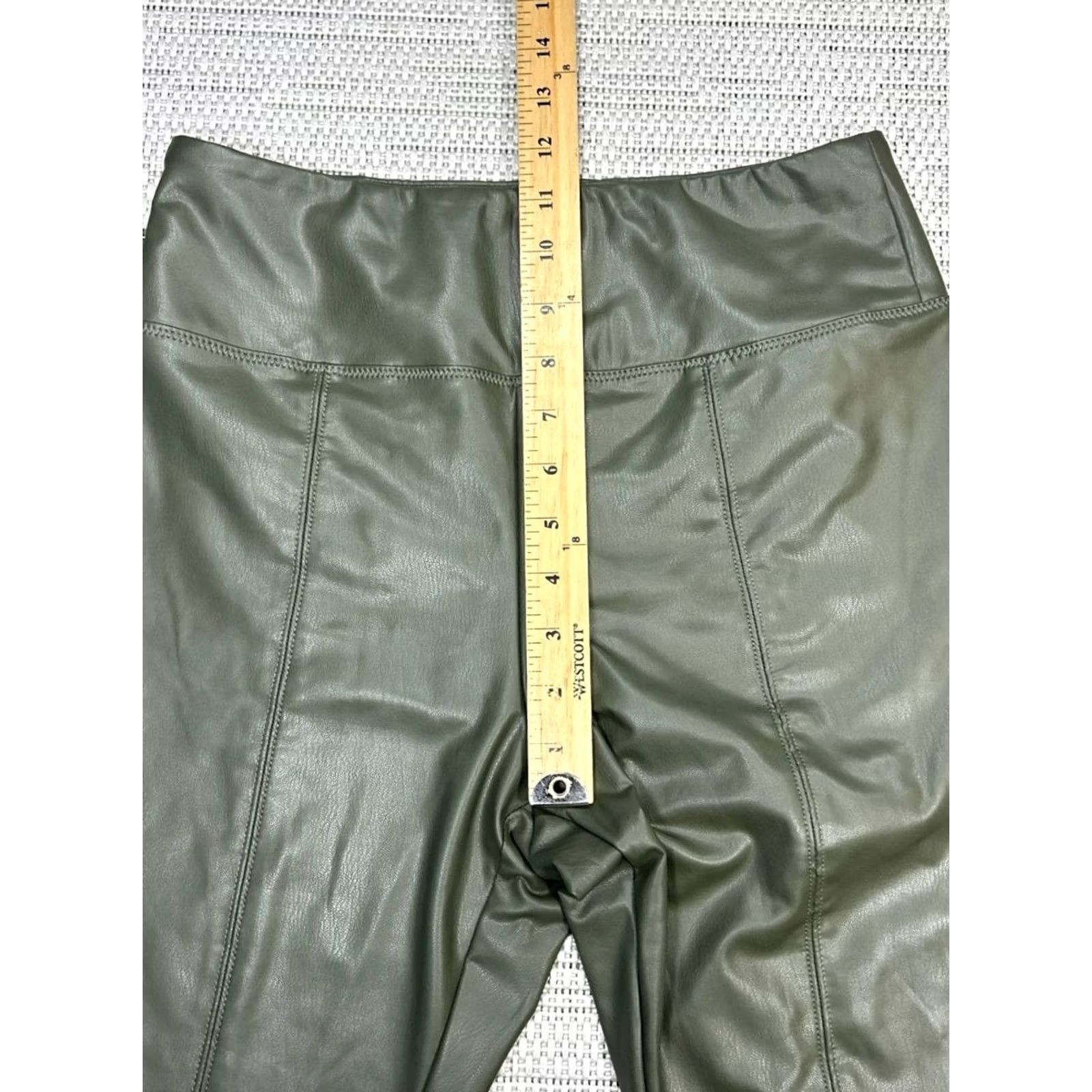 Saks Fifth Avenue Saks Fifth Avenue Leggings Womens Medium Green Mid Rise Athletic Shirt? Size 26" / US 2 / IT 38 - 5 Thumbnail