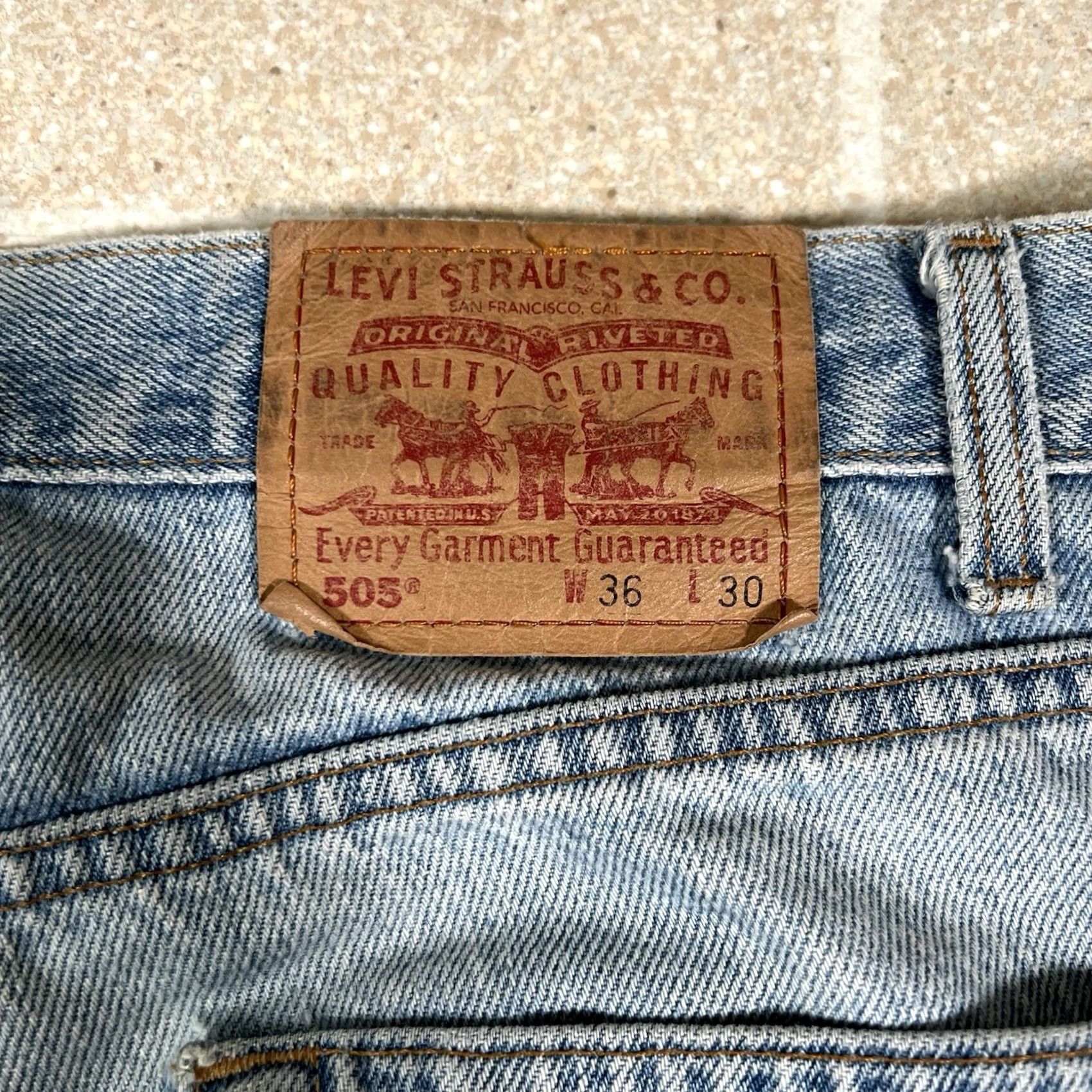 Levi's VINTAGE Levi's 505 Distressed Straight Jeans Men 34x30 Blue Denim 90s Mens Size US 34 / EU 50 - 5 Thumbnail