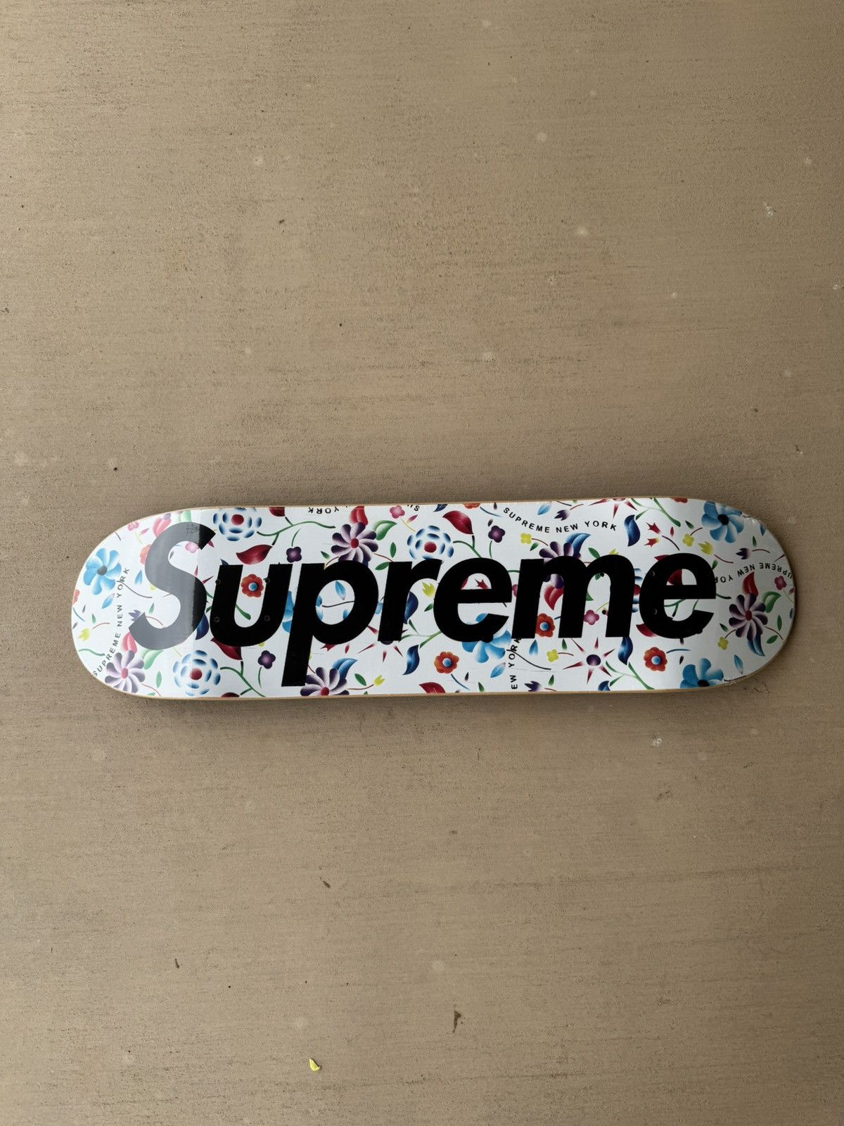 Skateboard Decks Supreme Airbrushed Floral Skateboard Supreme