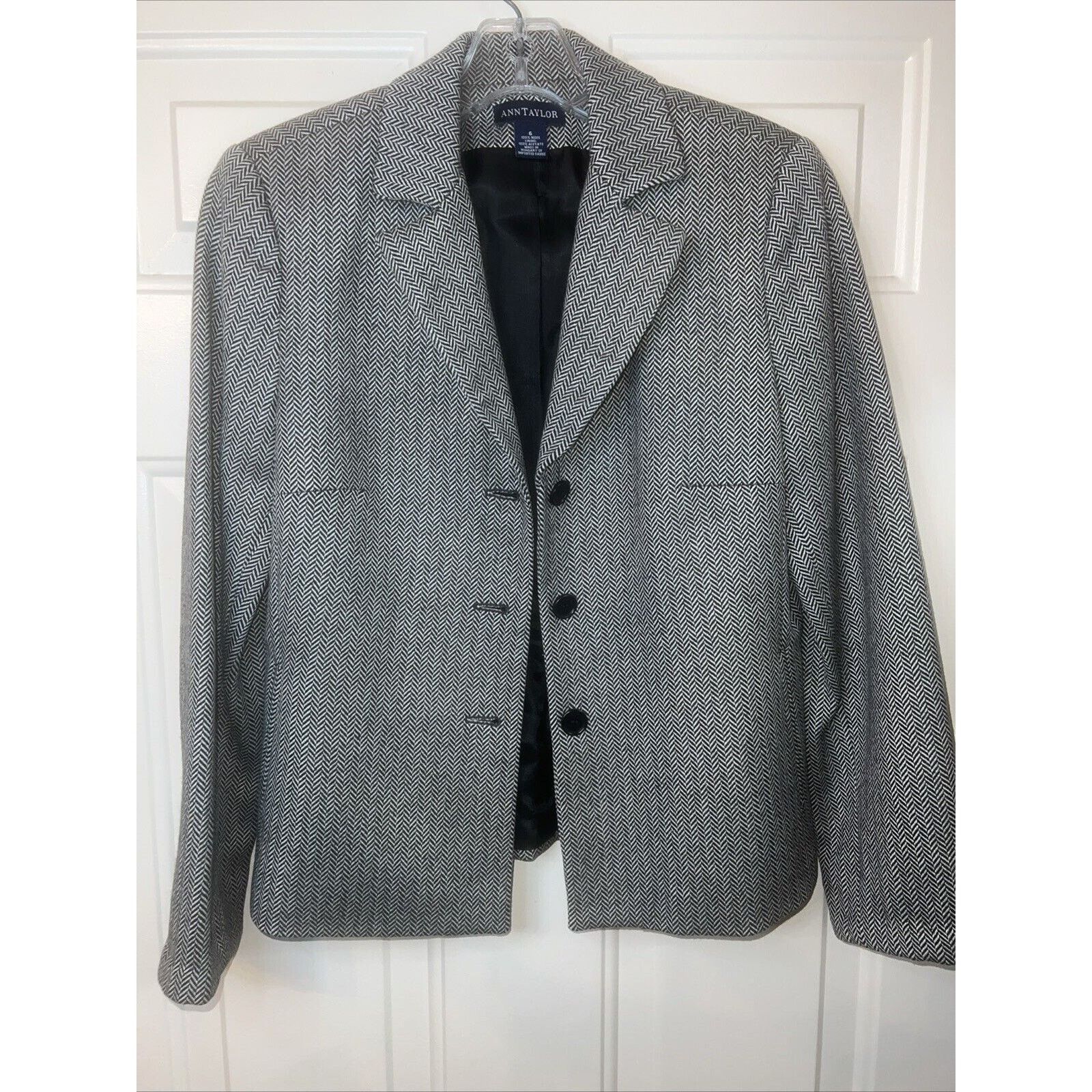 Ann Taylor Ann Taylor Women’s Blazer 3 Button Size 6 Wool Jacket Black Size M / US 6-8 / IT 42-44 - 1 Thumbnail