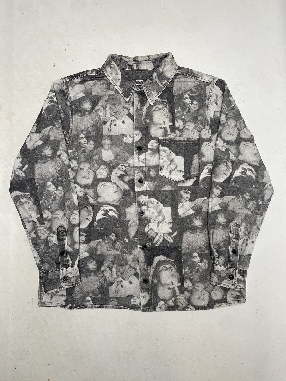 Fucking Awesome Jacket FULKING AWESOME size L denim used Size US L / EU 52-54 / 3 - 1 Thumbnail